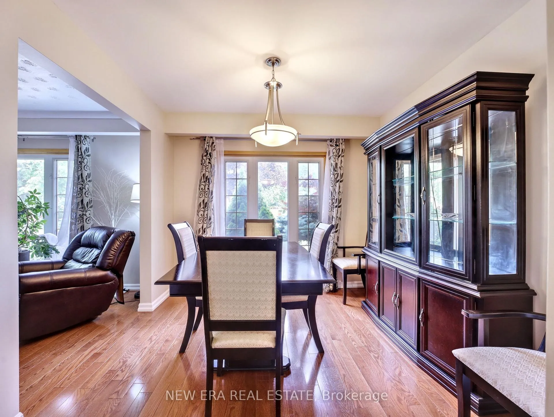 Photo 14 of 3311 Fairway Road, Niagara Falls, Casey — HOMEH