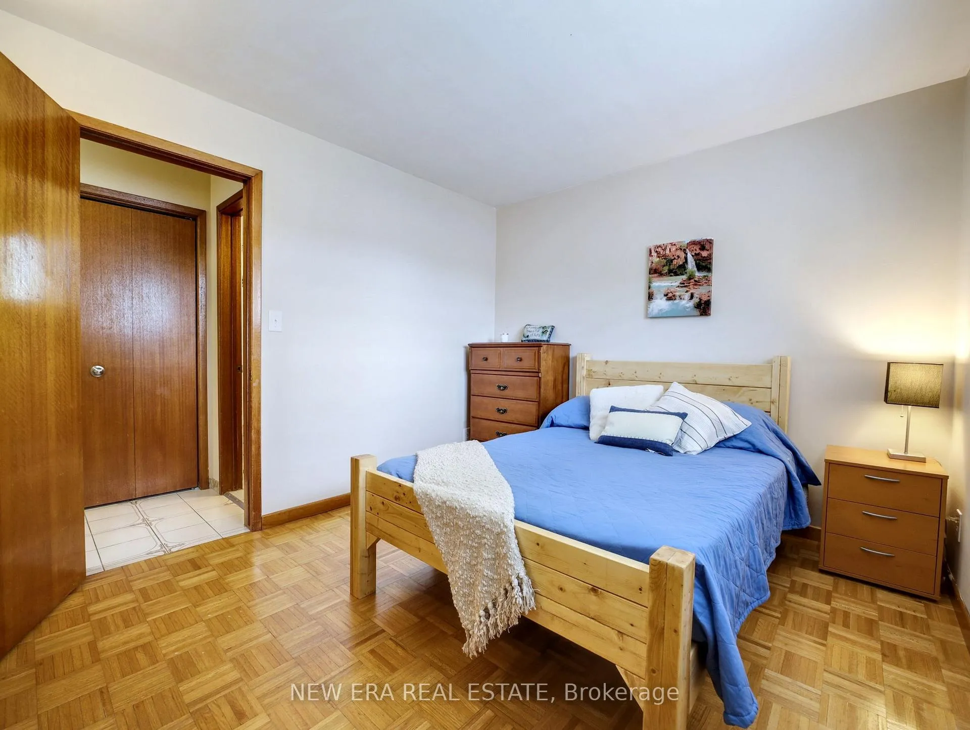 Photo 18 of 3311 Fairway Road, Niagara Falls, Casey — HOMEH