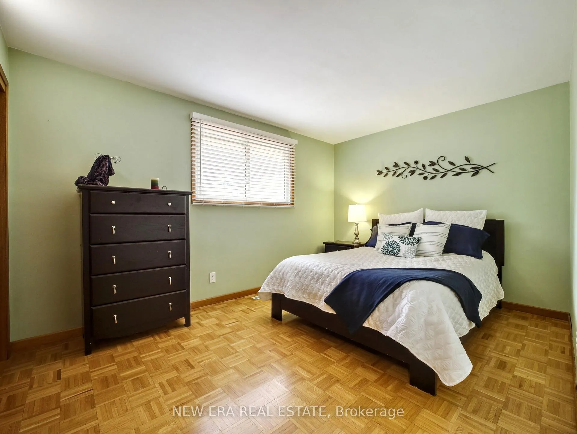Photo 21 of 3311 Fairway Road, Niagara Falls, Casey — HOMEH