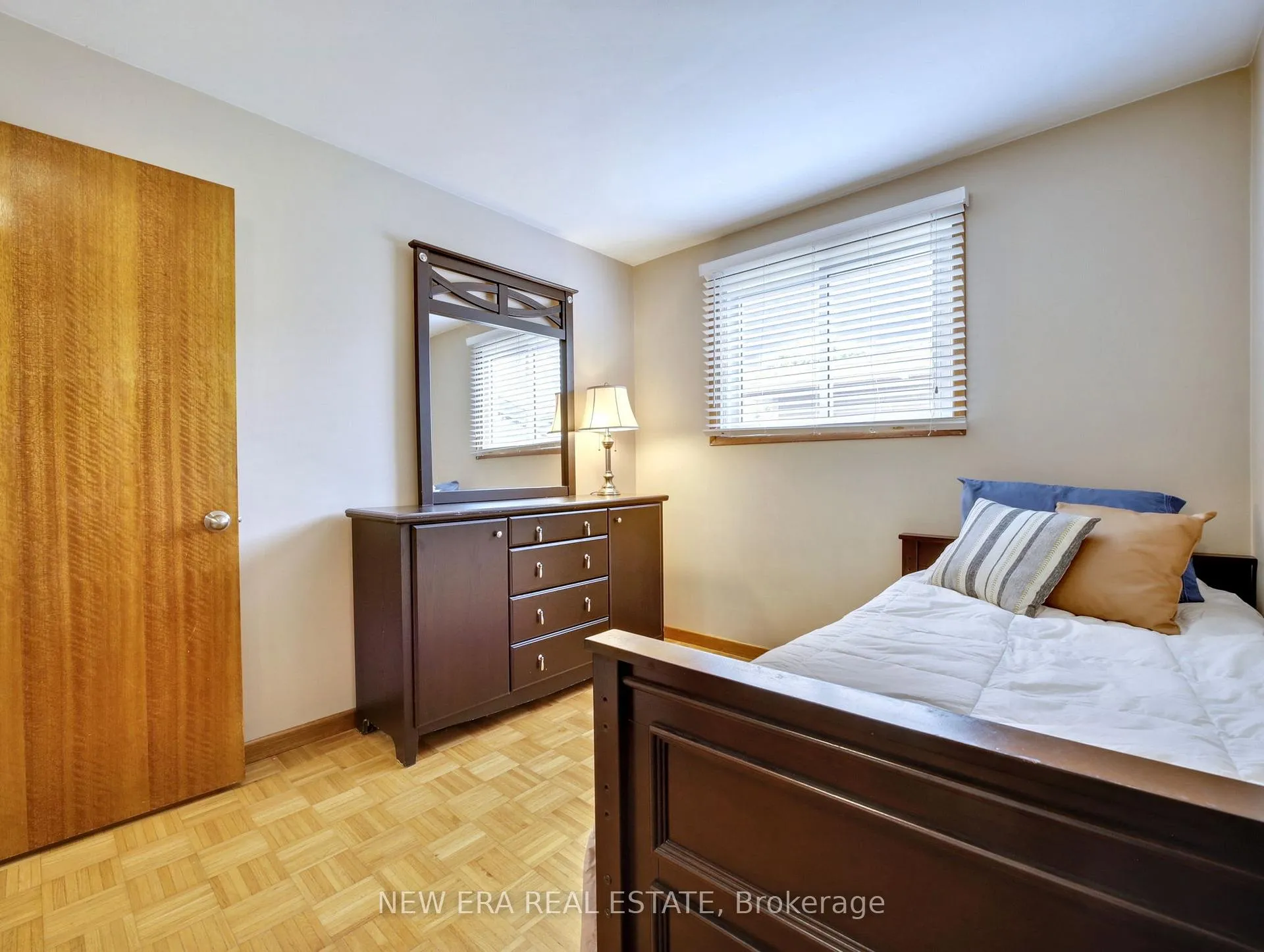 Photo 26 of 3311 Fairway Road, Niagara Falls, Casey — HOMEH