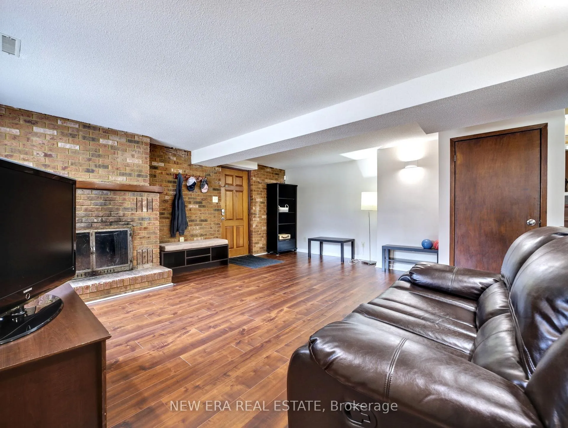 Photo 30 of 3311 Fairway Road, Niagara Falls, Casey — HOMEH