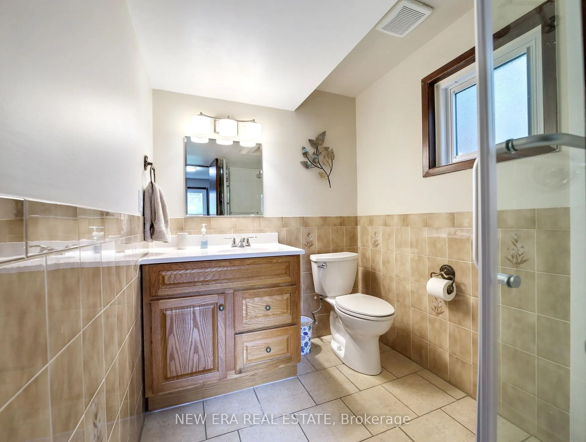 Photo 36 of 3311 Fairway Road, Niagara Falls, Casey — HOMEH