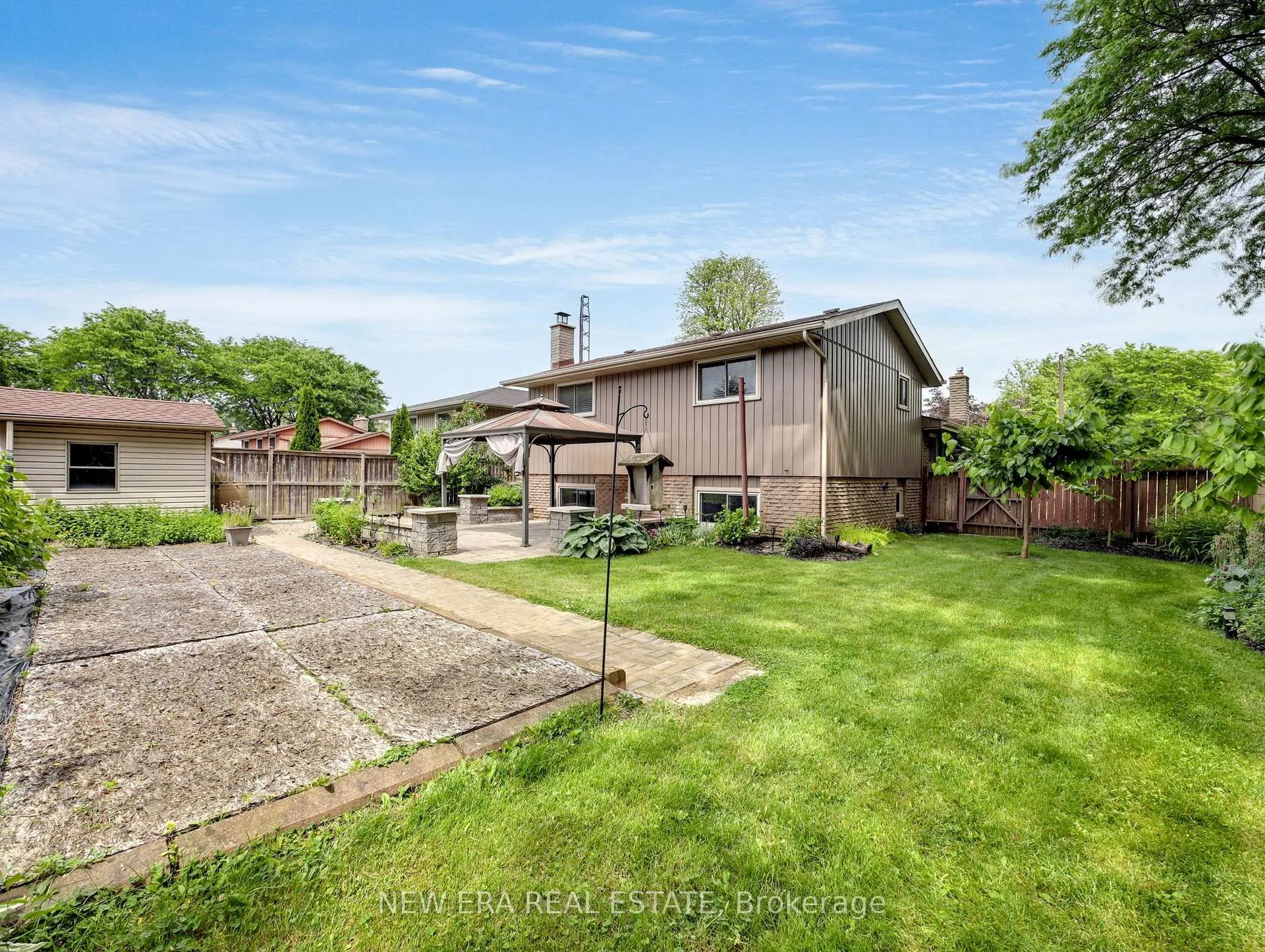 Photo 40 of 3311 Fairway Road, Niagara Falls, Casey — HOMEH