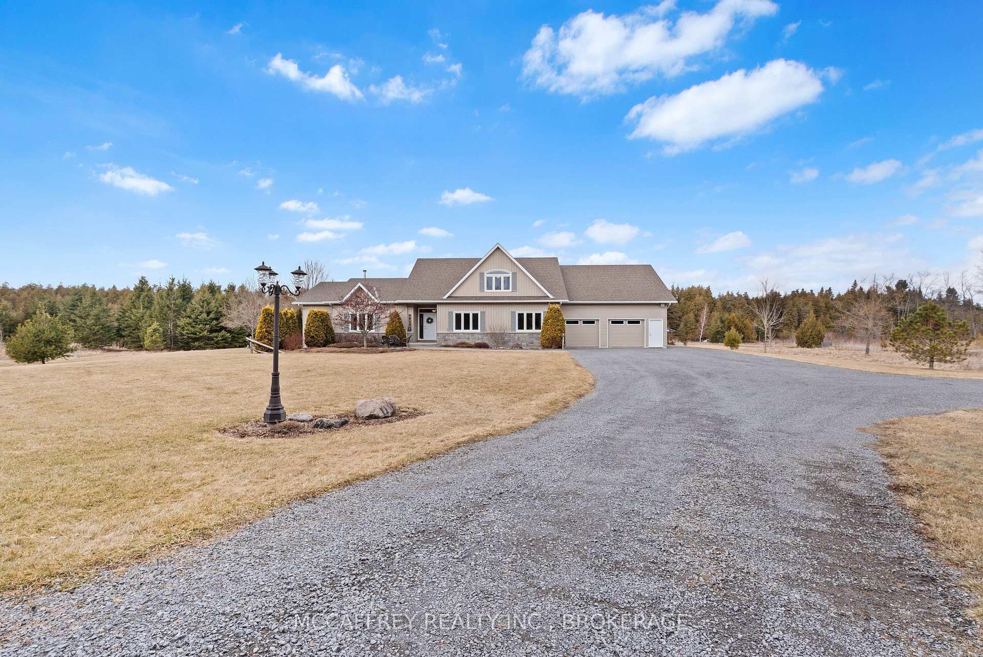 Front of 3861 County Rd 1