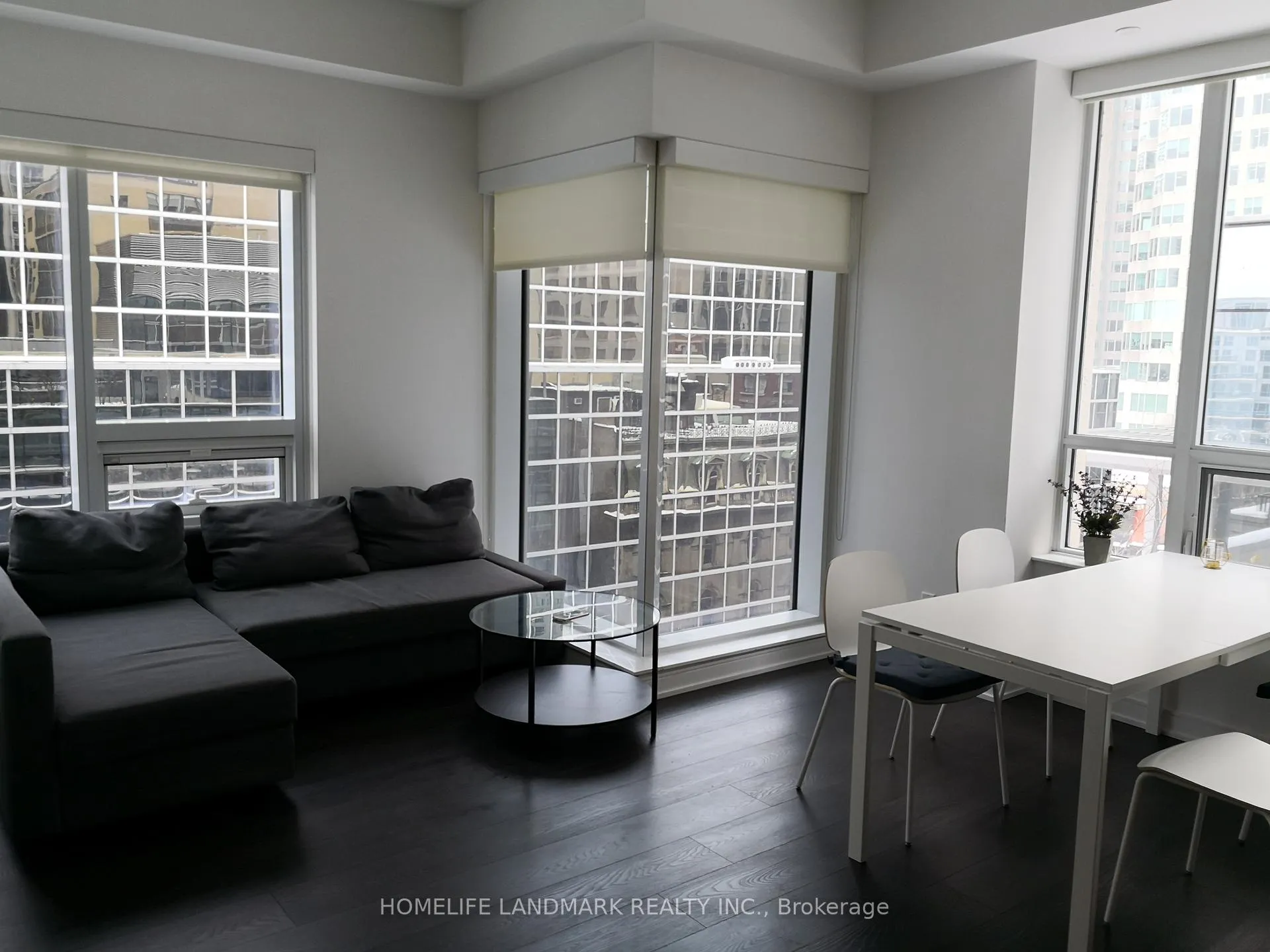 Photo 4 of Unit 711, 88 Scott Street, Toronto, Church-Yonge Corridor — HOMEH