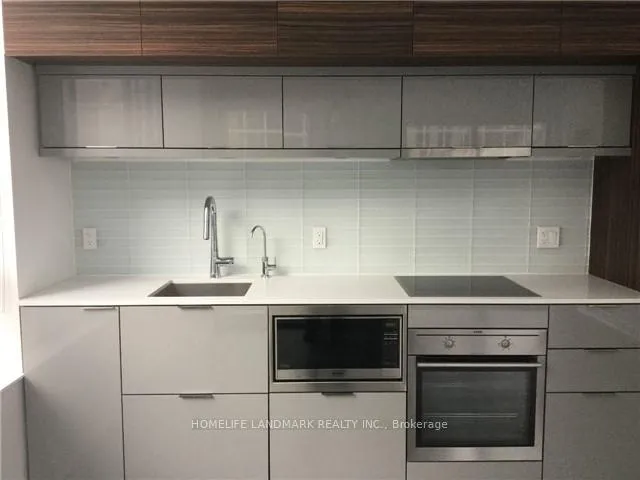 Photo 6 of Unit 711, 88 Scott Street, Toronto, Church-Yonge Corridor — HOMEH