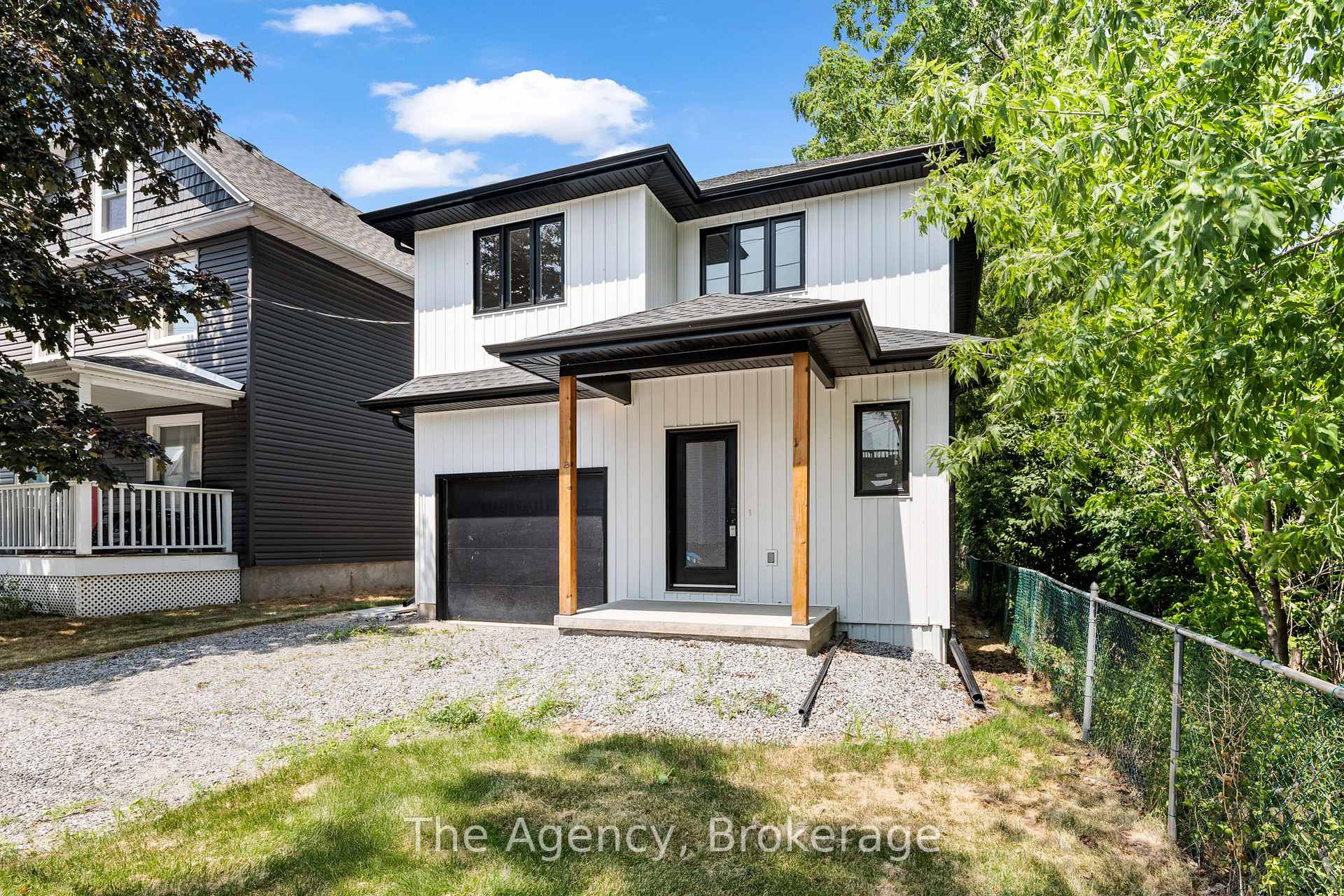 Photo 2 of 19 Violet Street, St. Catharines, Grapeview — HOMEH