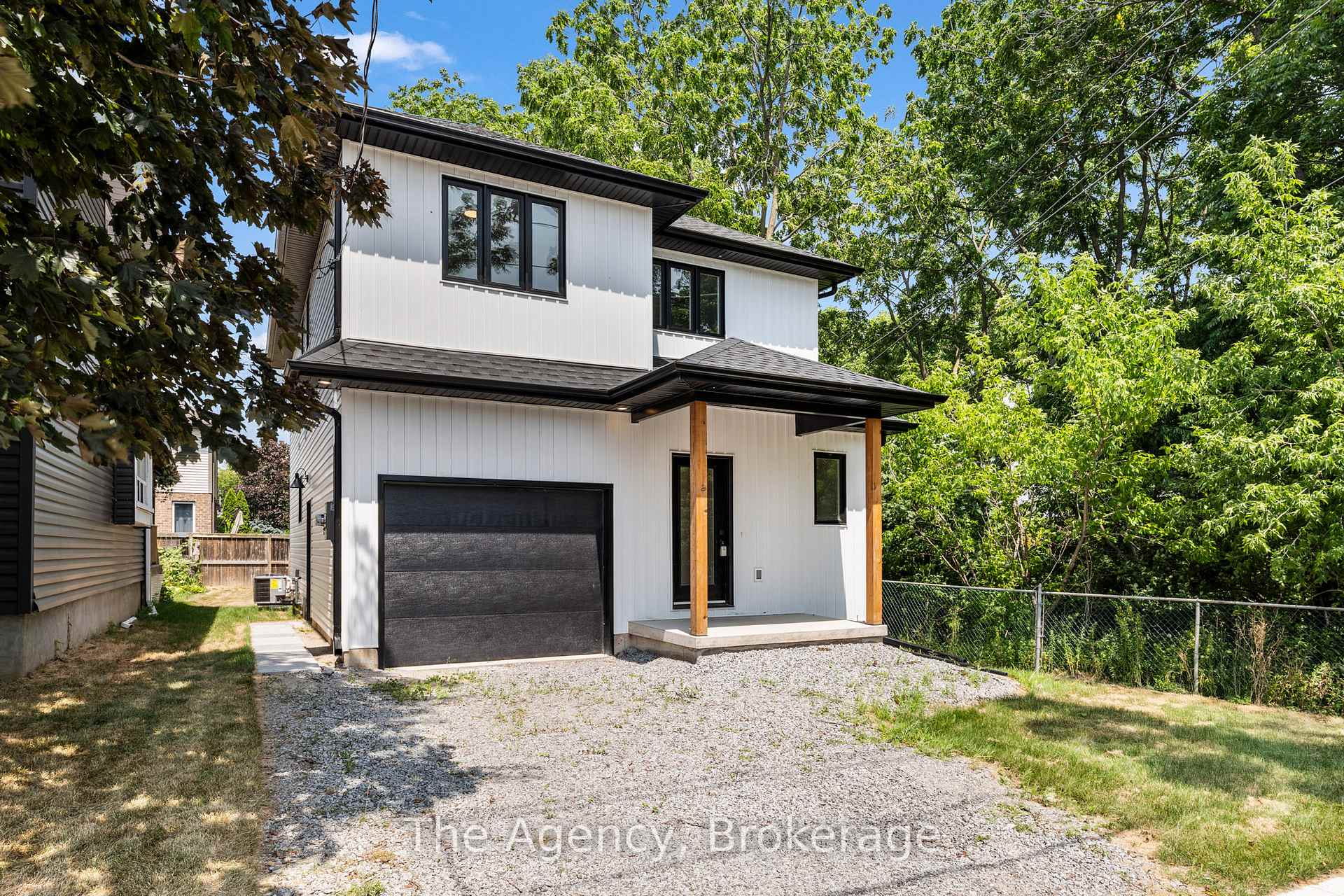 Photo 3 of 19 Violet Street, St. Catharines, Grapeview — HOMEH
