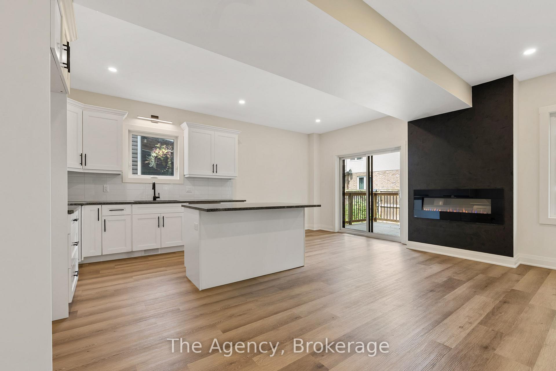 Photo 11 of 19 Violet Street, St. Catharines, Grapeview — HOMEH