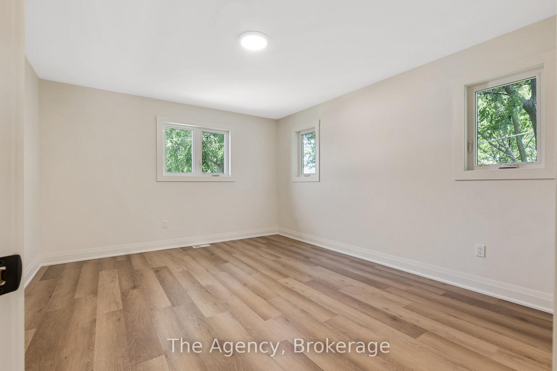 Photo 16 of 19 Violet Street, St. Catharines, Grapeview — HOMEH