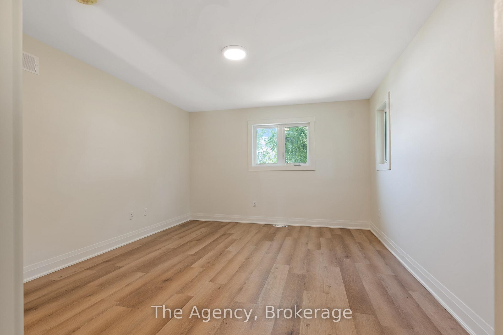 Photo 17 of 19 Violet Street, St. Catharines, Grapeview — HOMEH