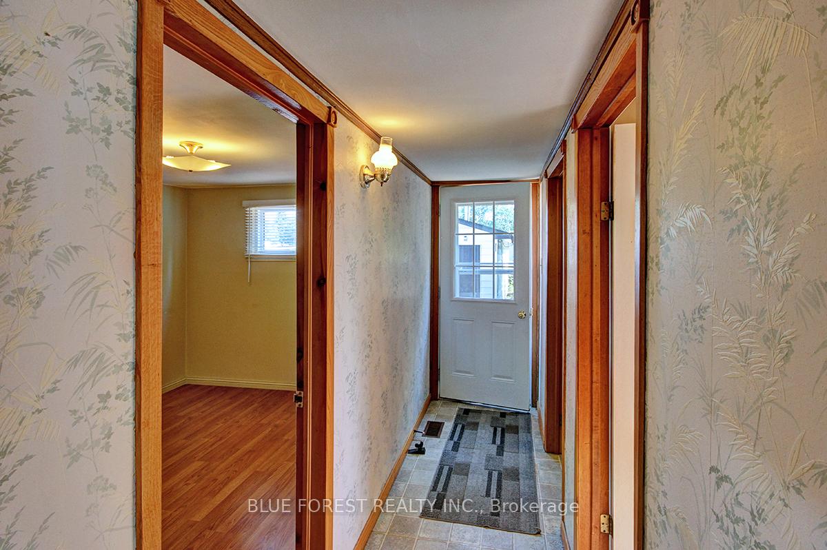 Photo 9 of 28 Mary Street E, St. Thomas — HOMEH