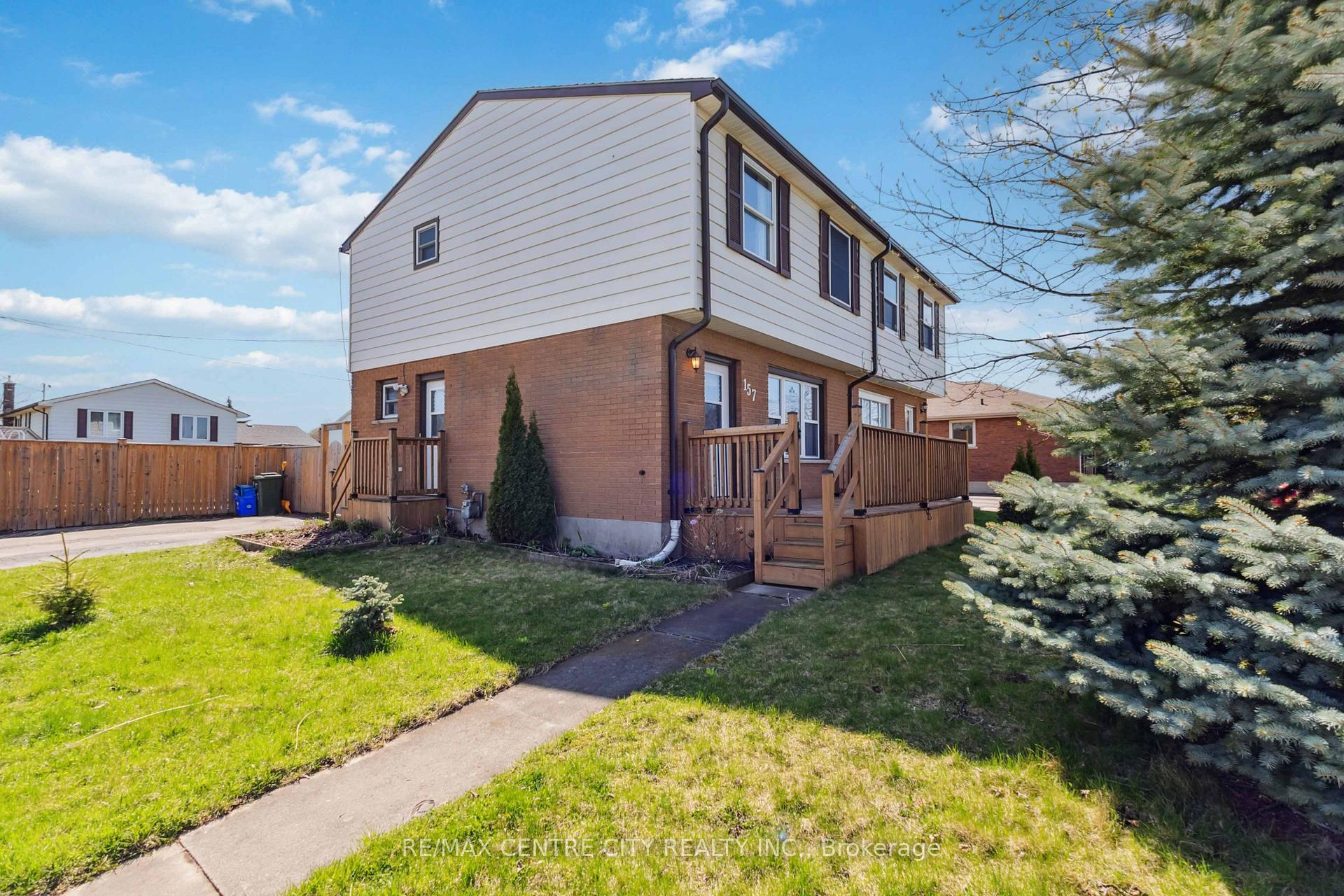 Photo 4 of 157 Highview Drive, St. Thomas — HOMEH