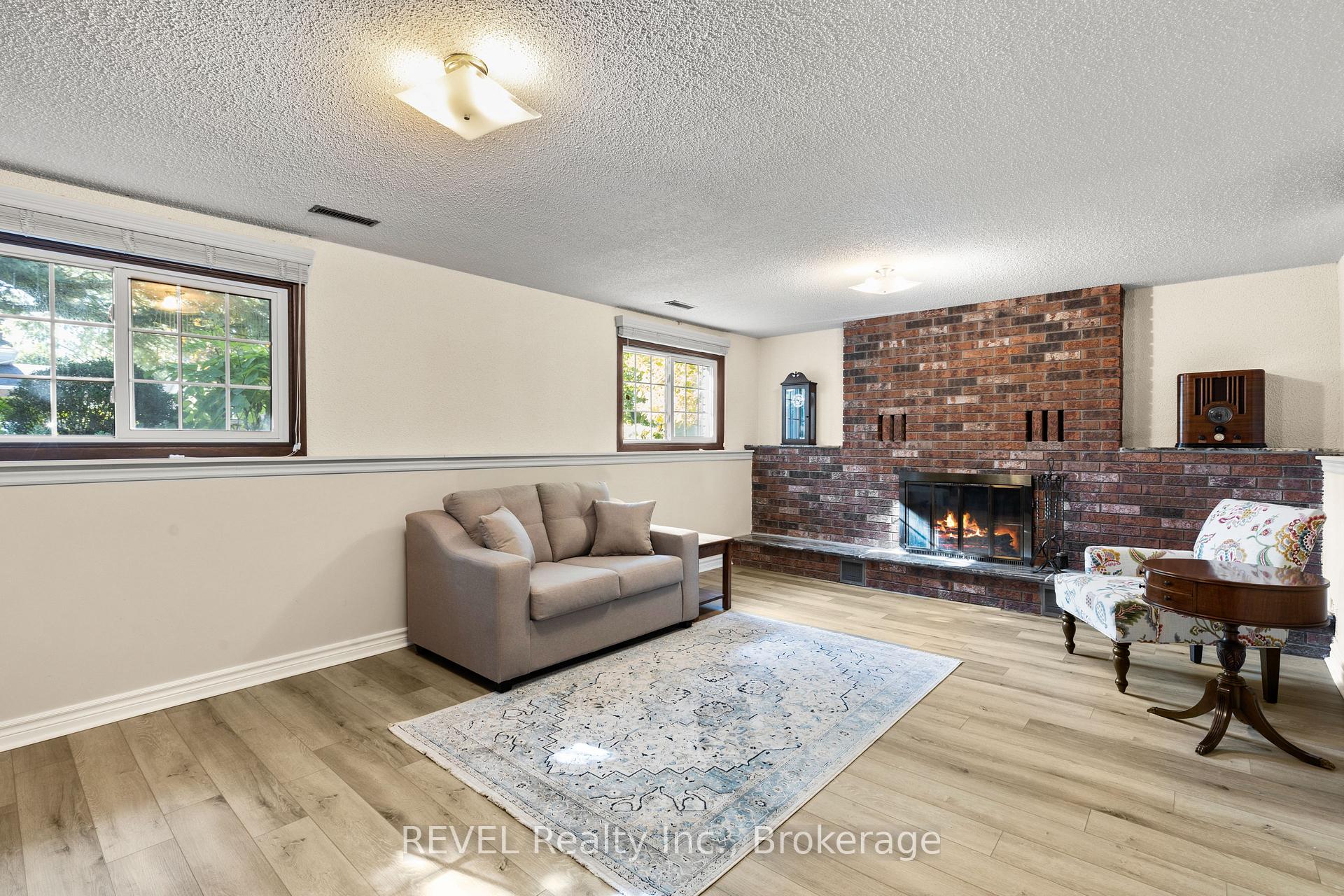 Photo 19 of 6 Lakebreeze Crescent, St. Catharines, Lakeshore — HOMEH