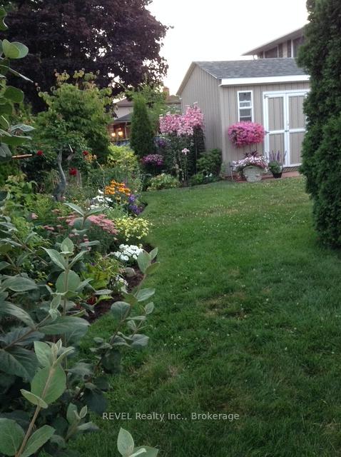Photo 23 of 6 Lakebreeze Crescent, St. Catharines, Lakeshore — HOMEH