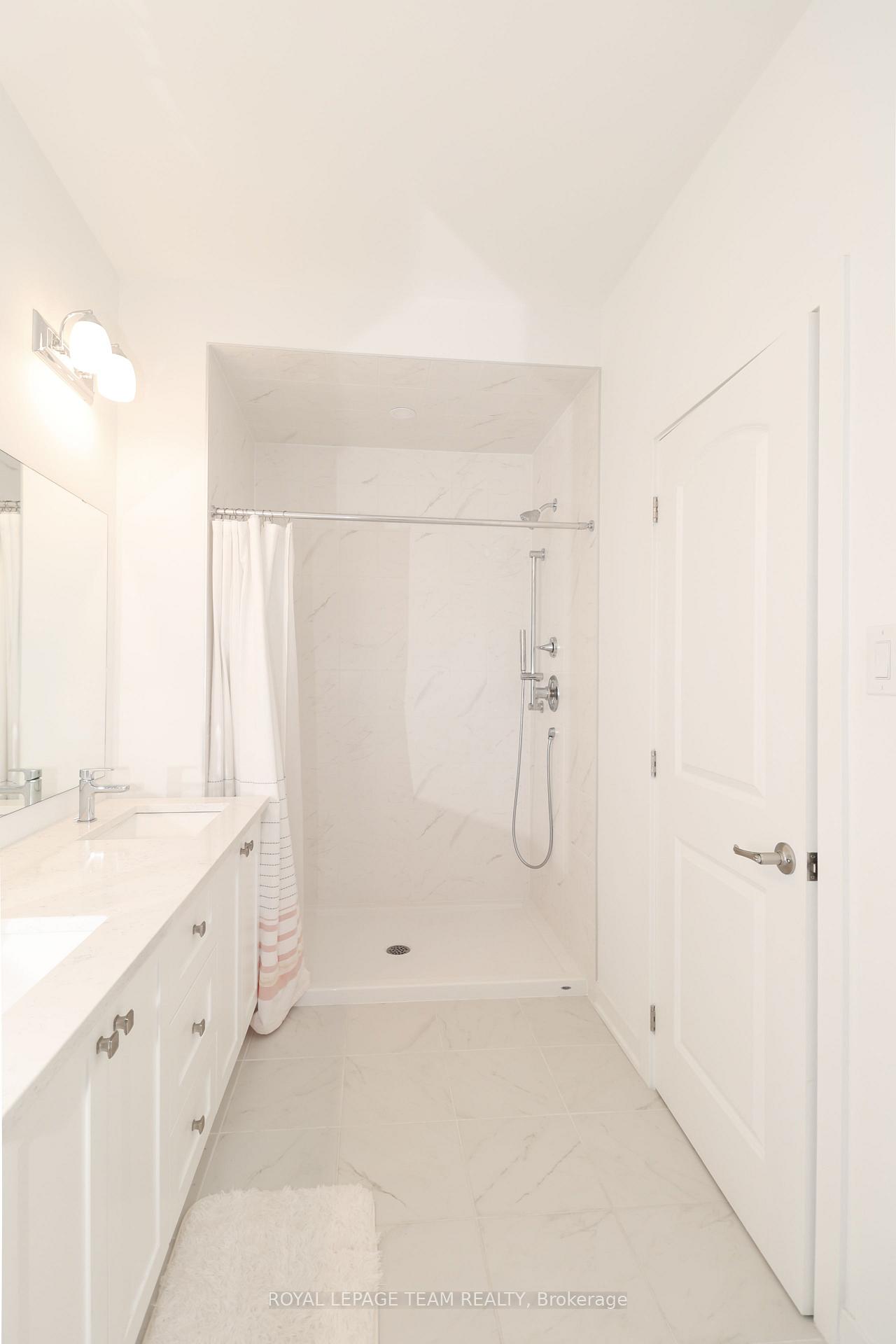 Photo 18 of 310 Crossway Terrace, Ottawa, Stittsville (North) — HOMEH