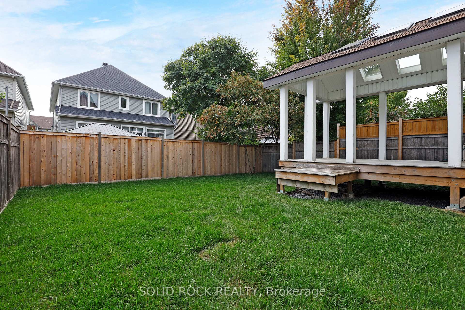 Photo 32 of 706 Wrangler Circle, Ottawa, Stittsville (North) — HOMEH
