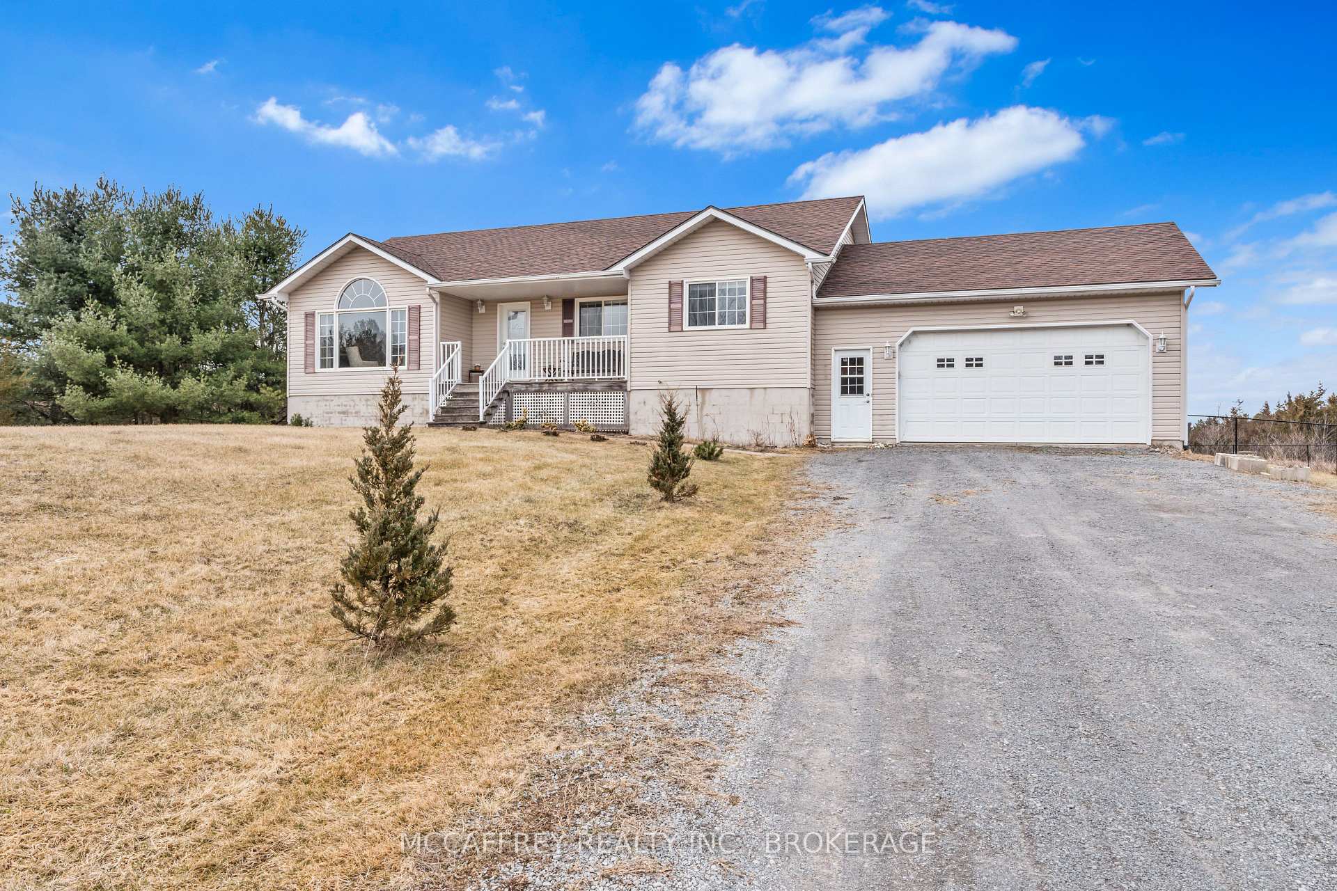 Front of 178 Pinecrest Road