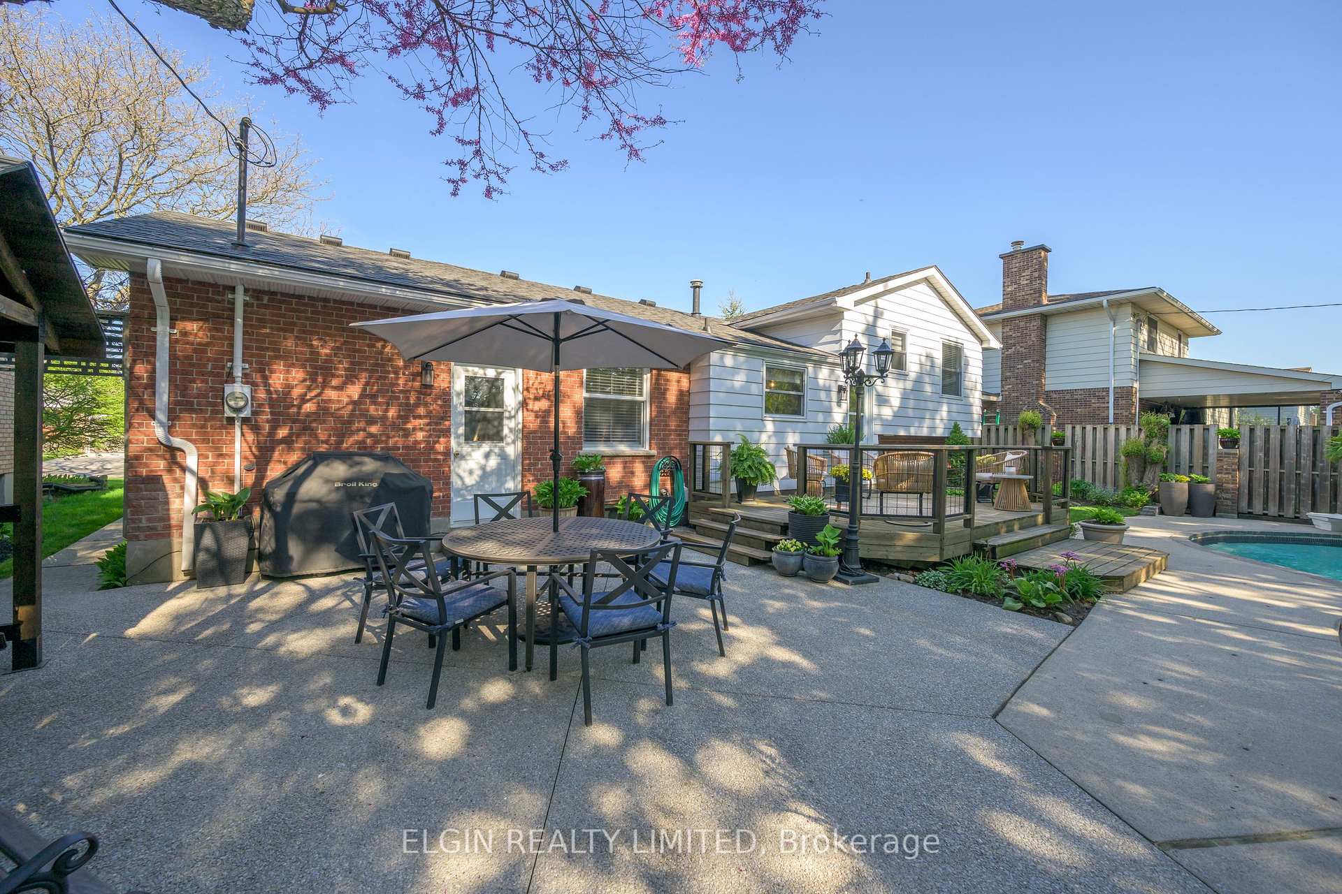 Photo 6 of 36 Luton Crescent, St. Thomas — HOMEH