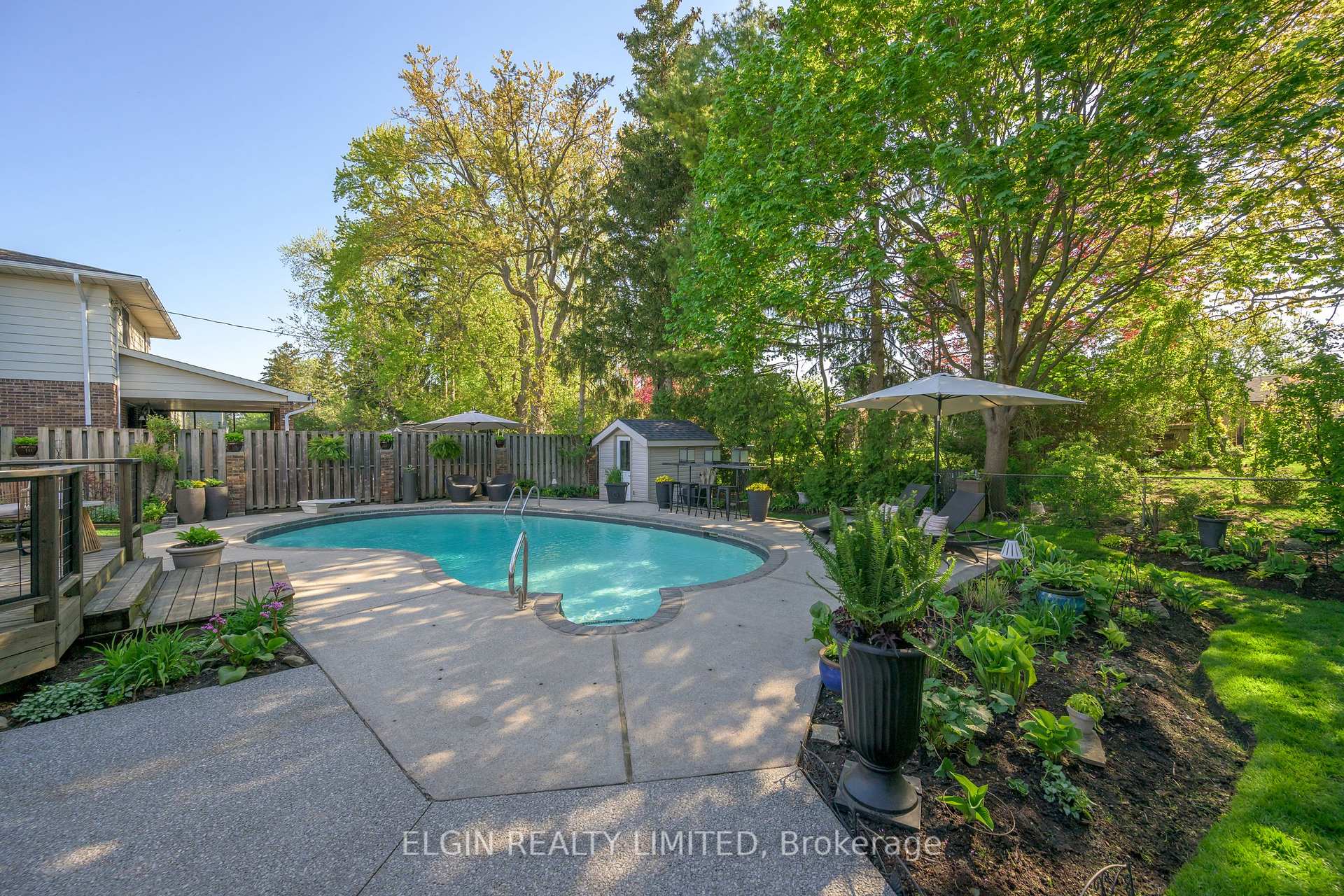 Photo 7 of 36 Luton Crescent, St. Thomas — HOMEH