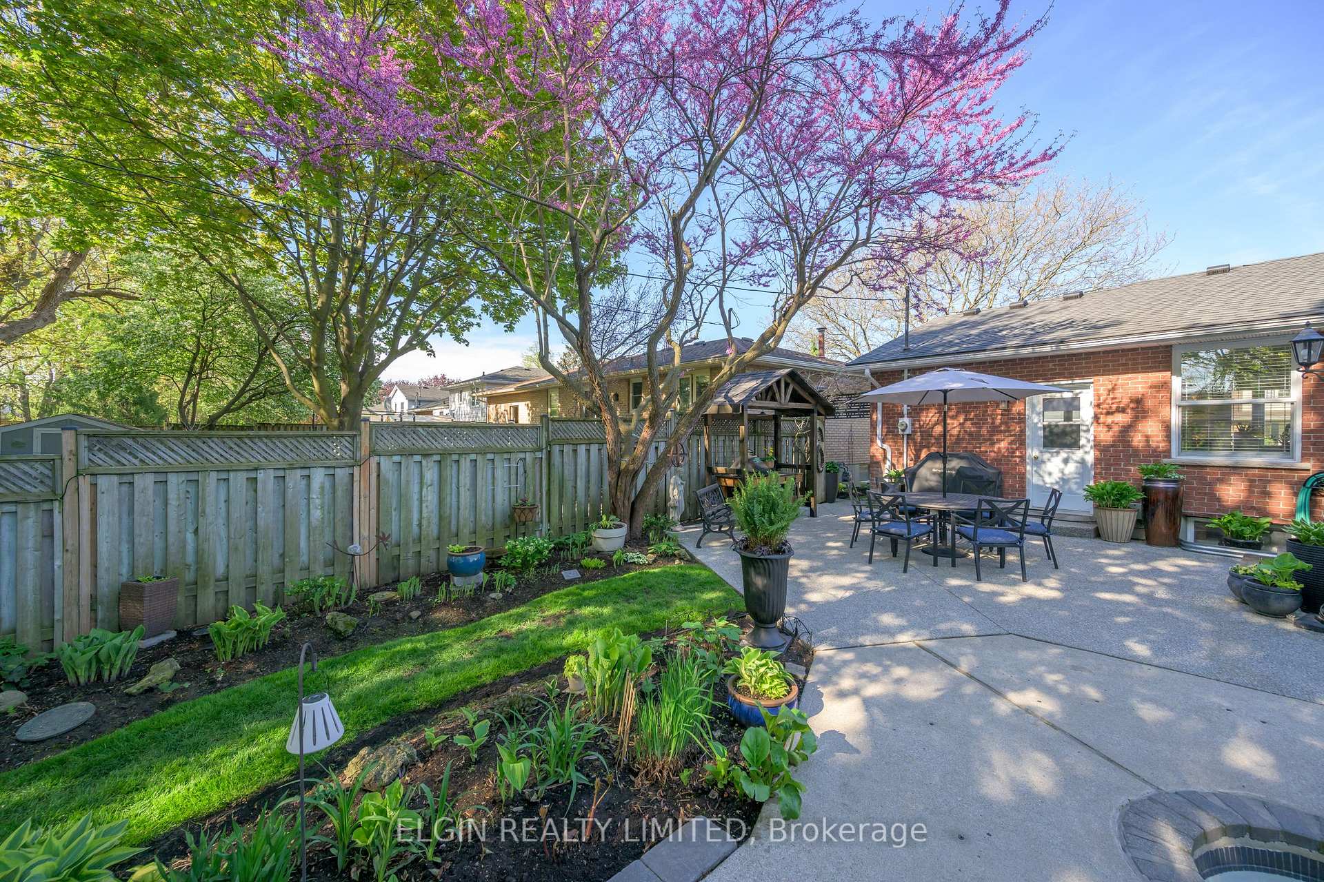 Photo 15 of 36 Luton Crescent, St. Thomas — HOMEH