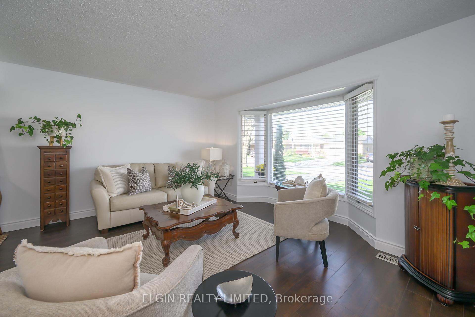 Photo 18 of 36 Luton Crescent, St. Thomas — HOMEH