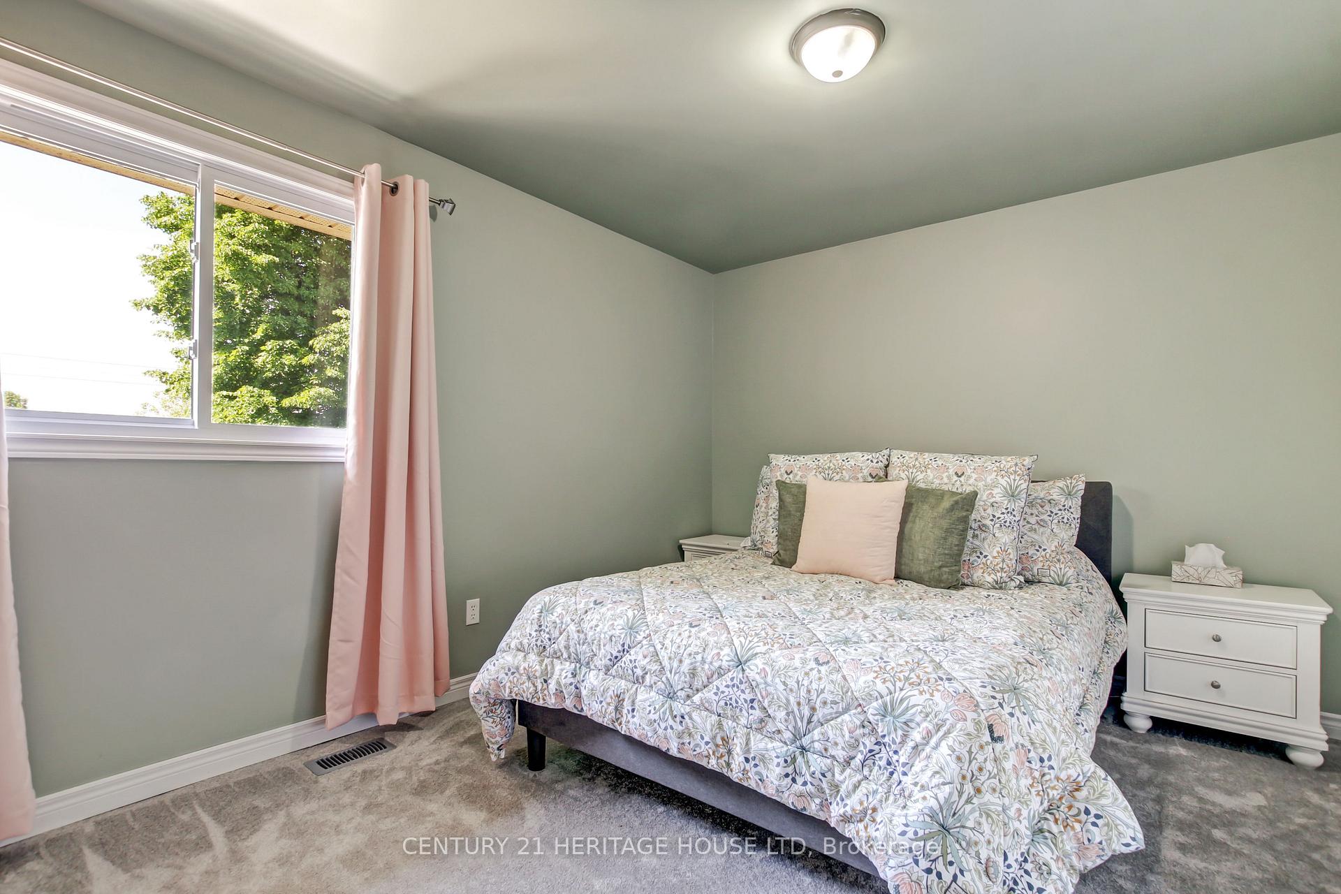 Photo 8 of 59 David Drive E, St. Thomas — HOMEH