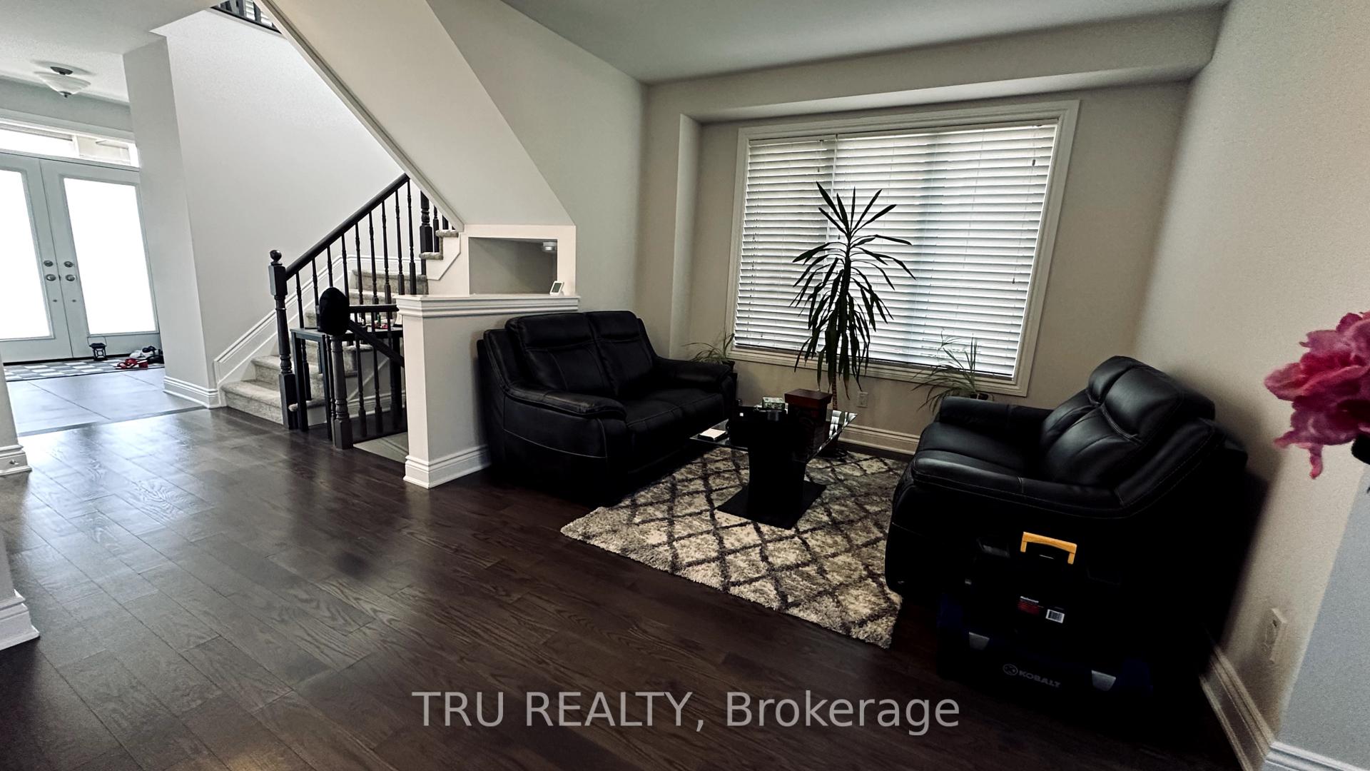 Photo 3 of 589 Parade Drive, Ottawa, Stittsville (South) — HOMEH