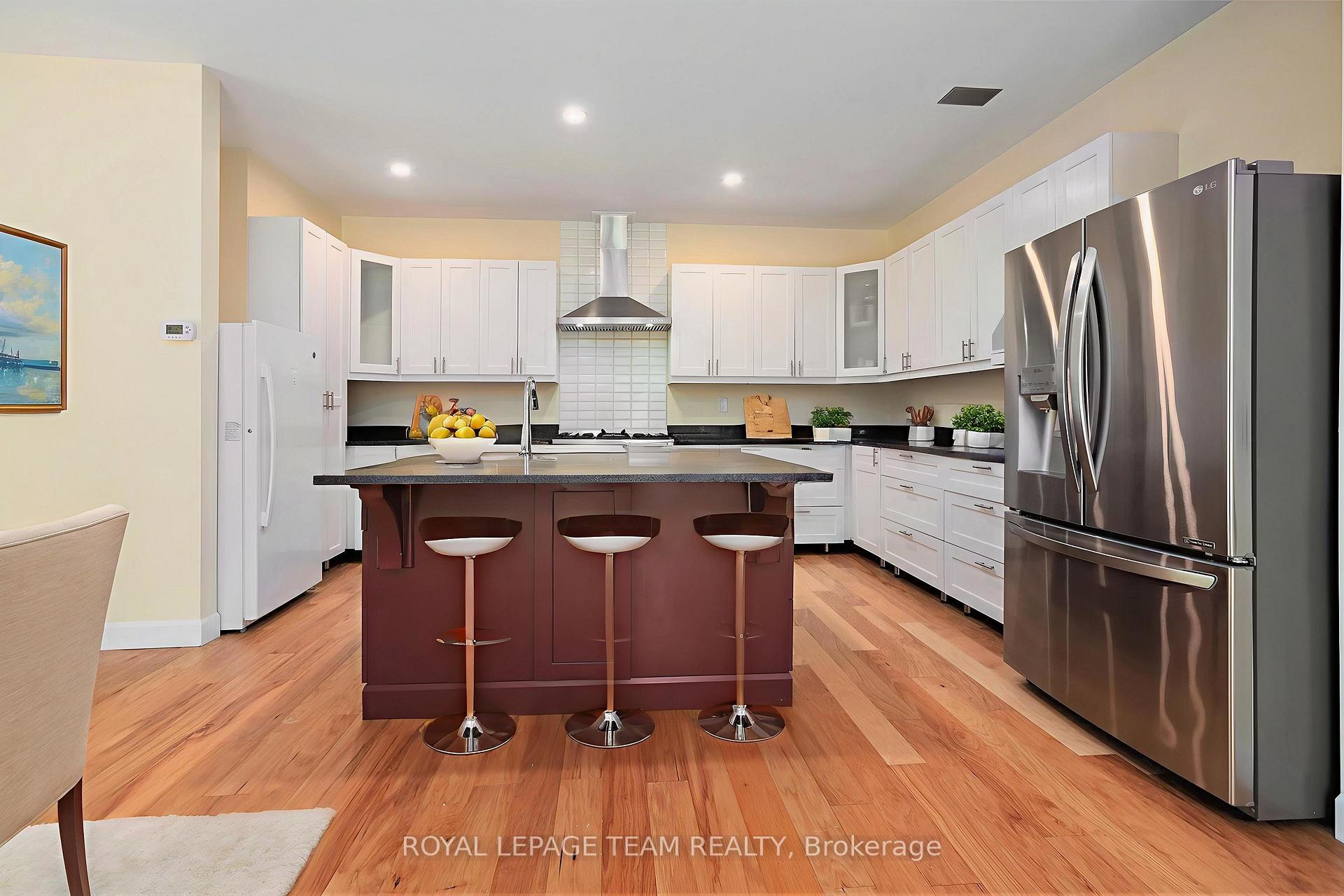 Photo 12 of 4517 Roger Stevens Drive, Ottawa, Rideau Twp South To Roger Stevens Drive — HOMEH