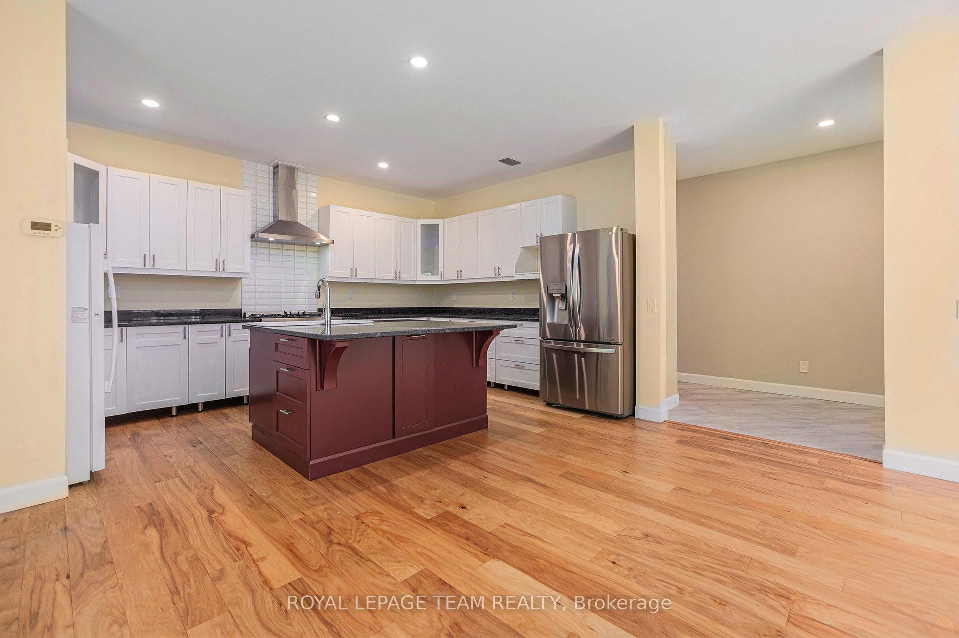 Photo 14 of 4517 Roger Stevens Drive, Ottawa, Rideau Twp South To Roger Stevens Drive — HOMEH