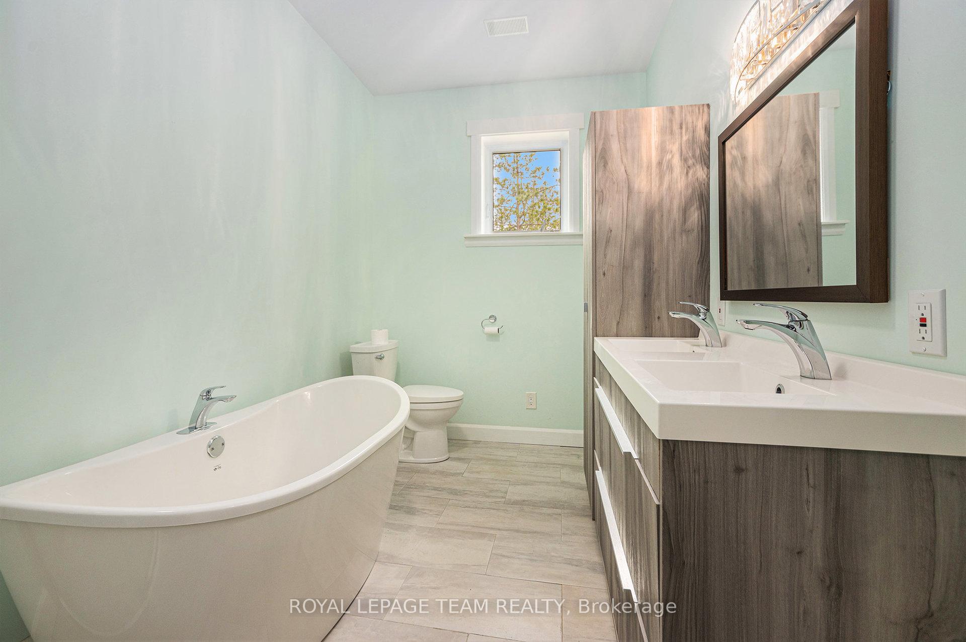Photo 23 of 4517 Roger Stevens Drive, Ottawa, Rideau Twp South To Roger Stevens Drive — HOMEH