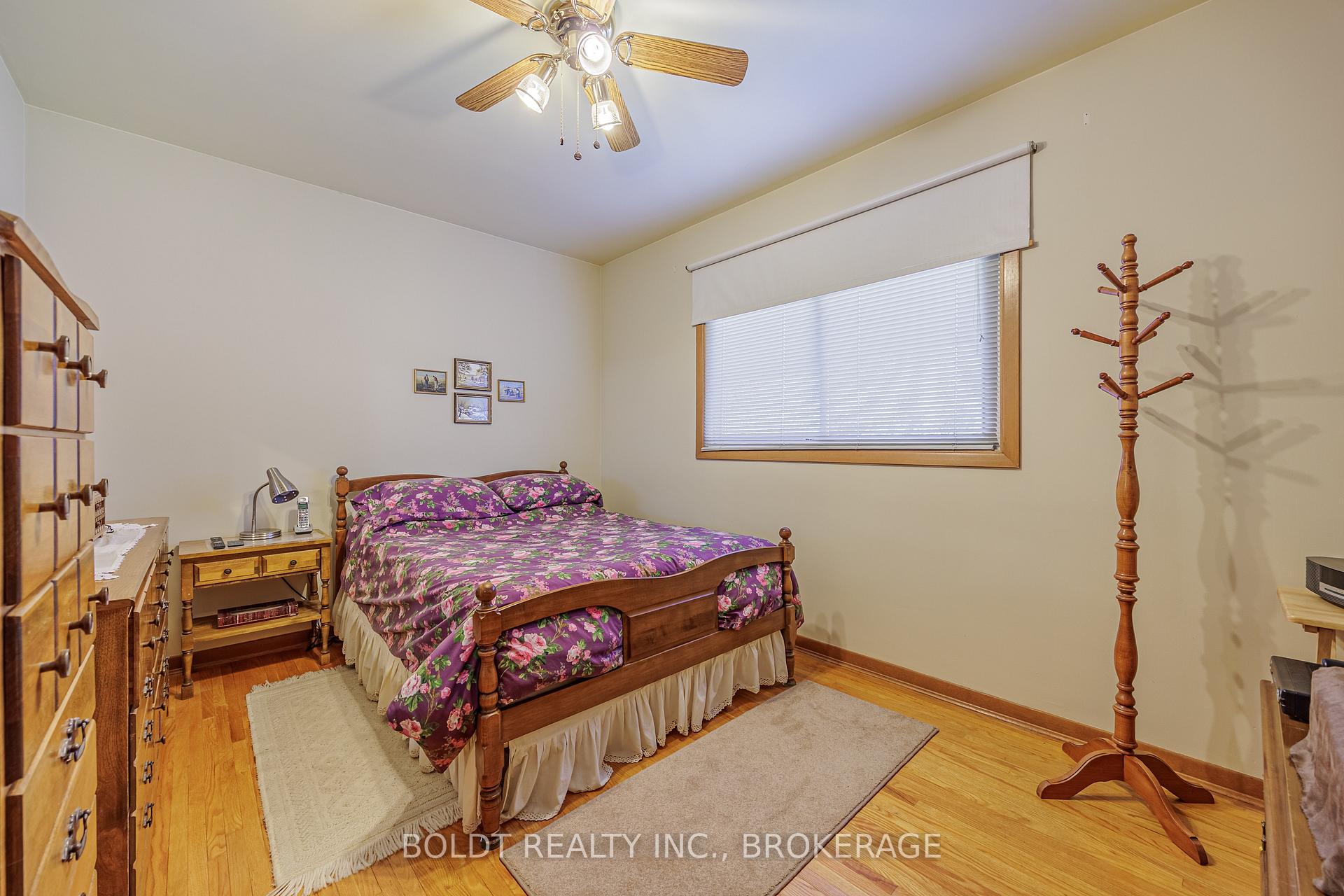 Photo 18 of 71 Windward Street, St. Catharines, Carlton/Bunting — HOMEH
