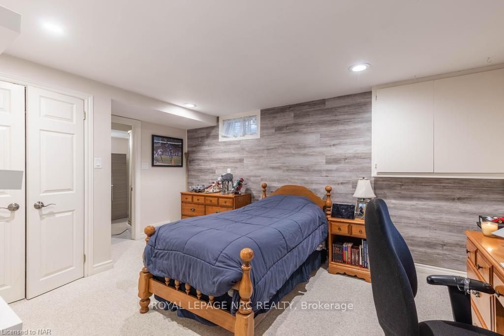 Photo 34 of 18 Barnsdale Lane, St. Catharines, Port Dalhousie — HOMEH