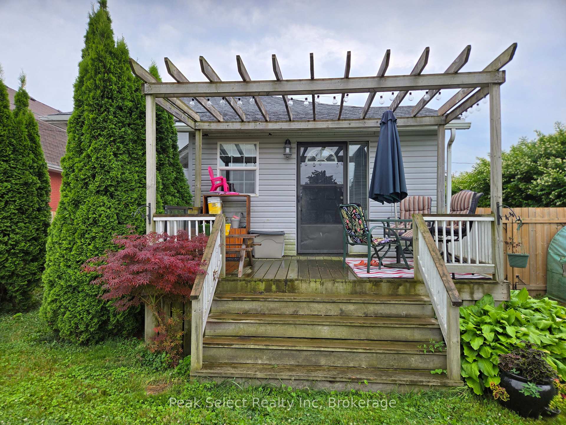 Photo 28 of 104 Erie Street, St. Thomas — HOMEH