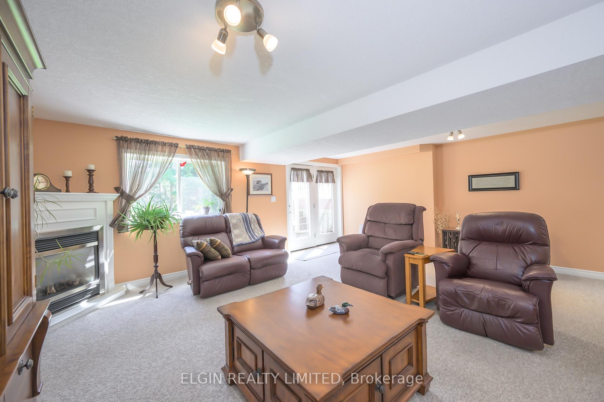 Photo 4 of 13 Warbler Heights, St. Thomas — HOMEH