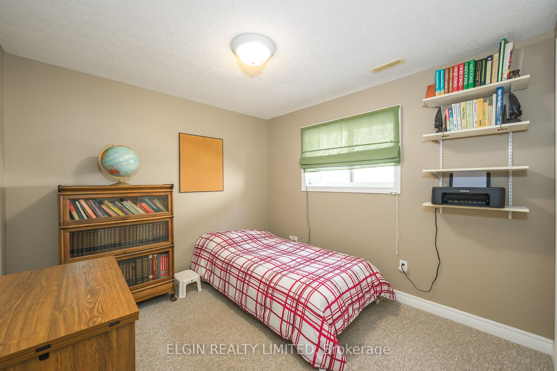 Photo 5 of 13 Warbler Heights, St. Thomas — HOMEH