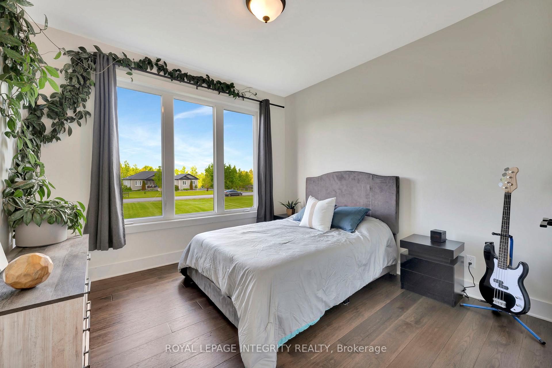 Photo 22 of 244 Starlight Place, Ottawa, Btwn Franktown Rd. & Fallowfield Rd. — HOMEH