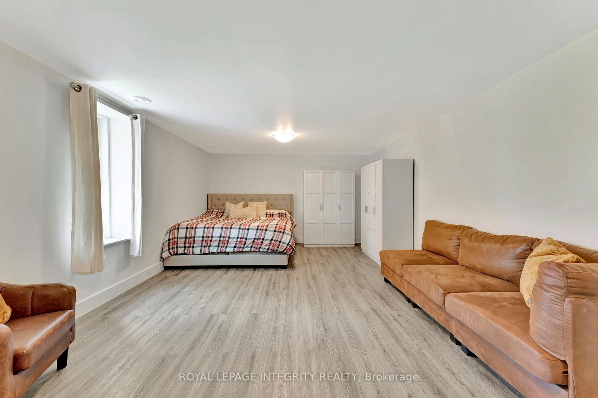 Photo 29 of 244 Starlight Place, Ottawa, Btwn Franktown Rd. & Fallowfield Rd. — HOMEH
