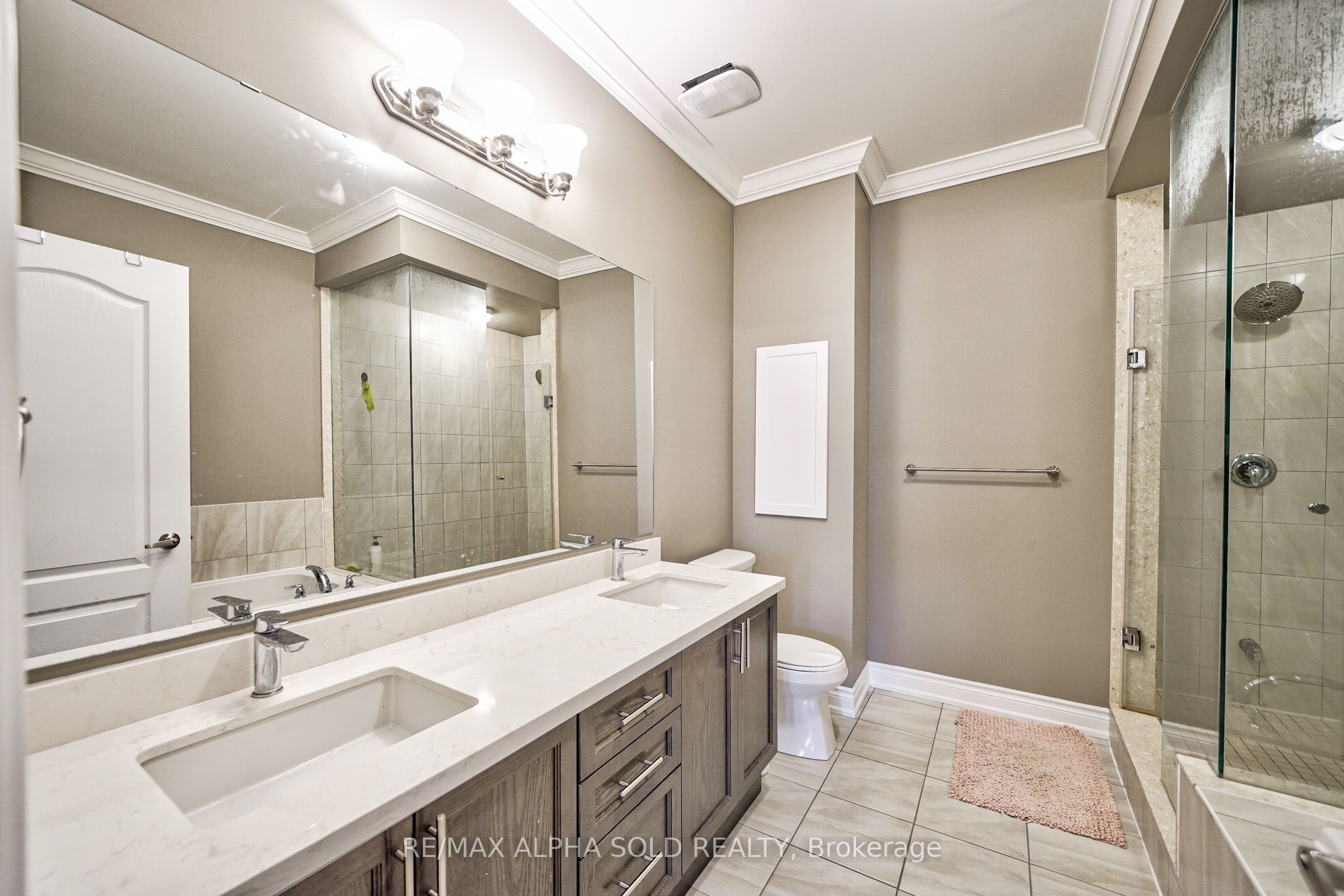 Photo 63 of 1 Villa Ada Drive, Markham, Box Grove — HOMEH