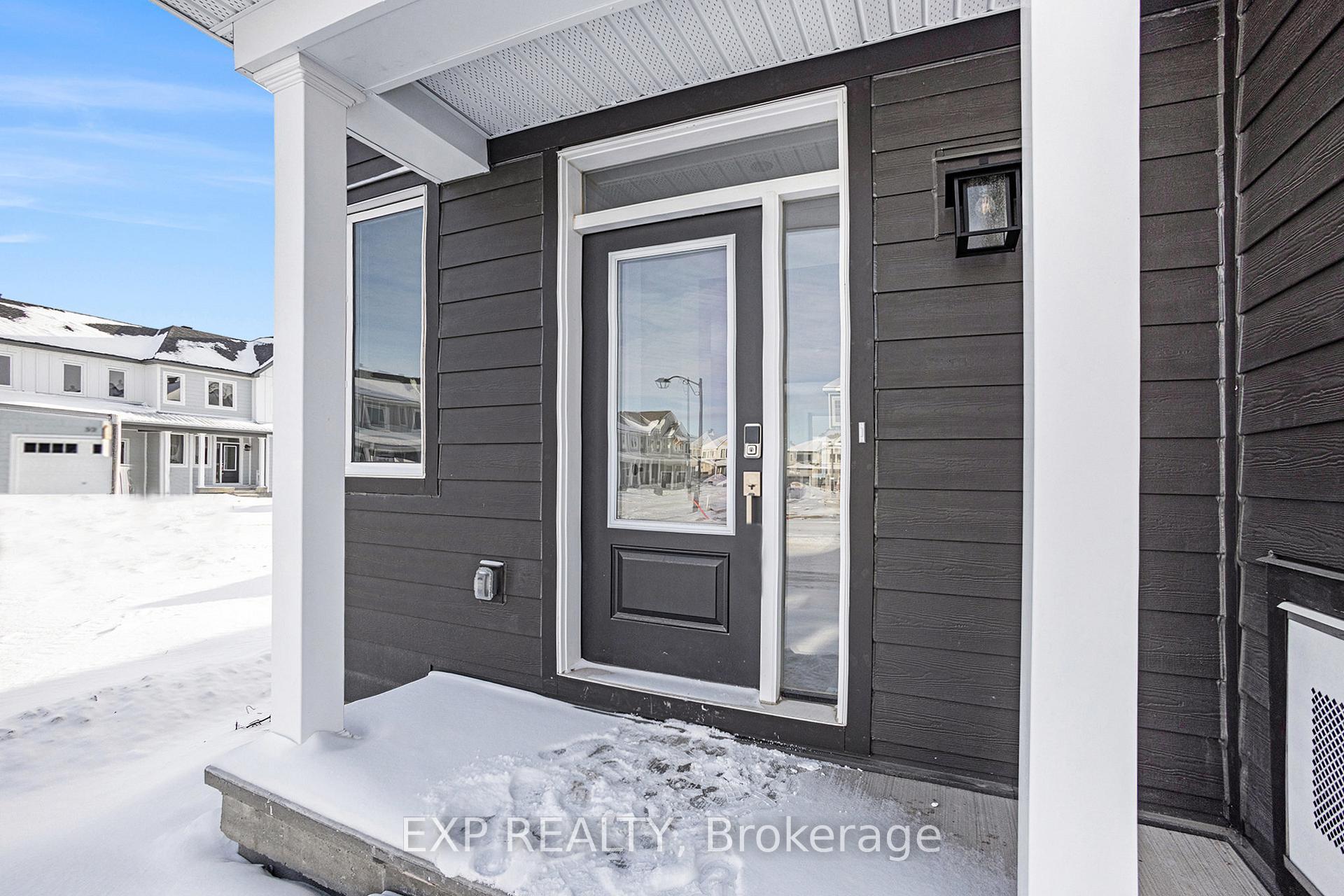 Photo 4 of 960 Seagrave Lane, Ottawa, Btwn Franktown Rd. & Fallowfield Rd. — HOMEH