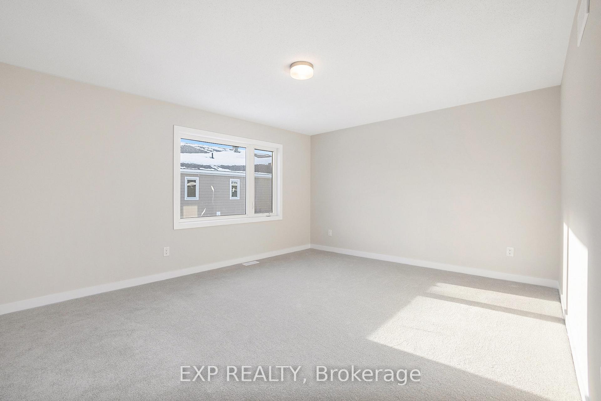 Photo 14 of 960 Seagrave Lane, Ottawa, Btwn Franktown Rd. & Fallowfield Rd. — HOMEH