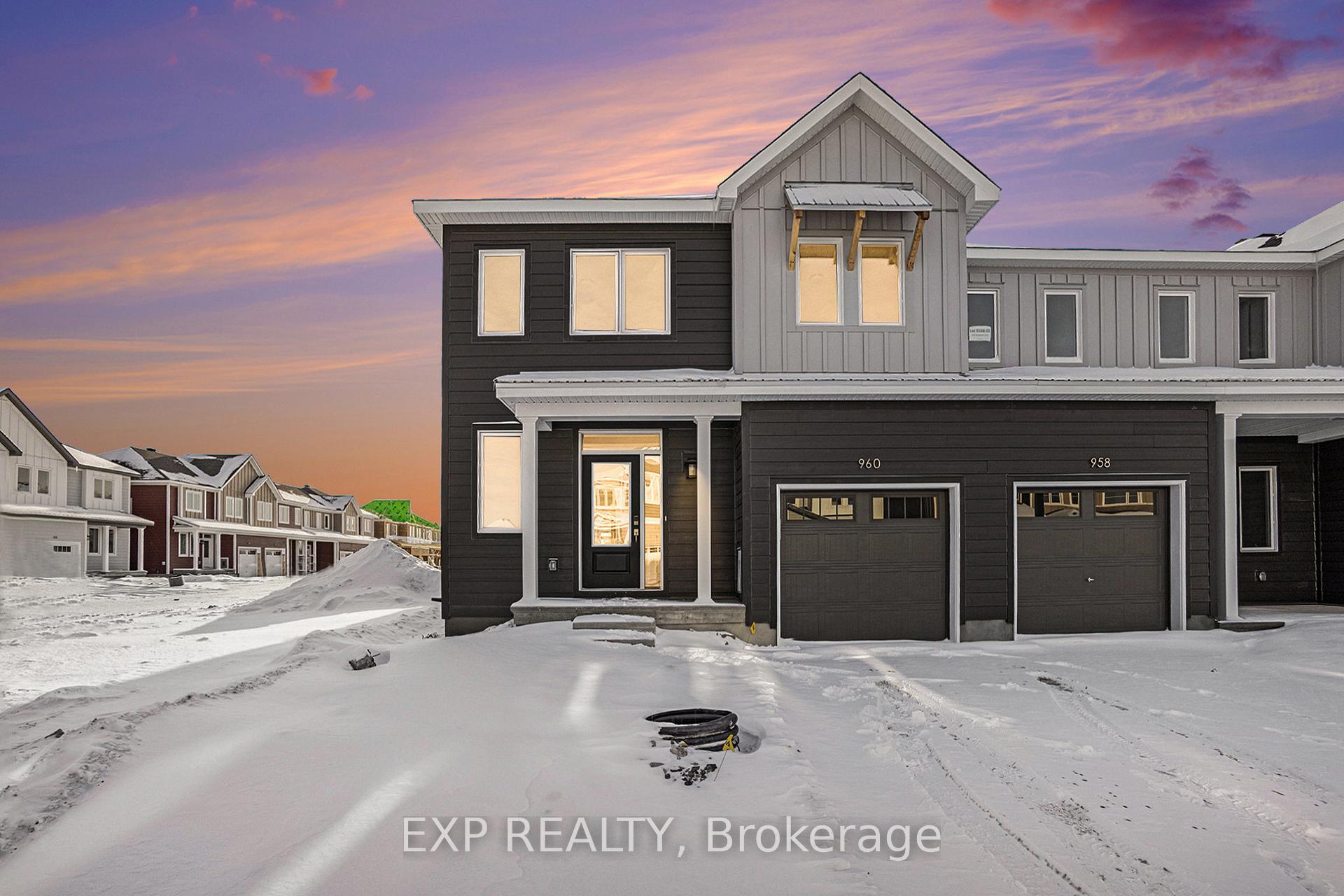 Photo 29 of 960 Seagrave Lane, Ottawa, Btwn Franktown Rd. & Fallowfield Rd. — HOMEH