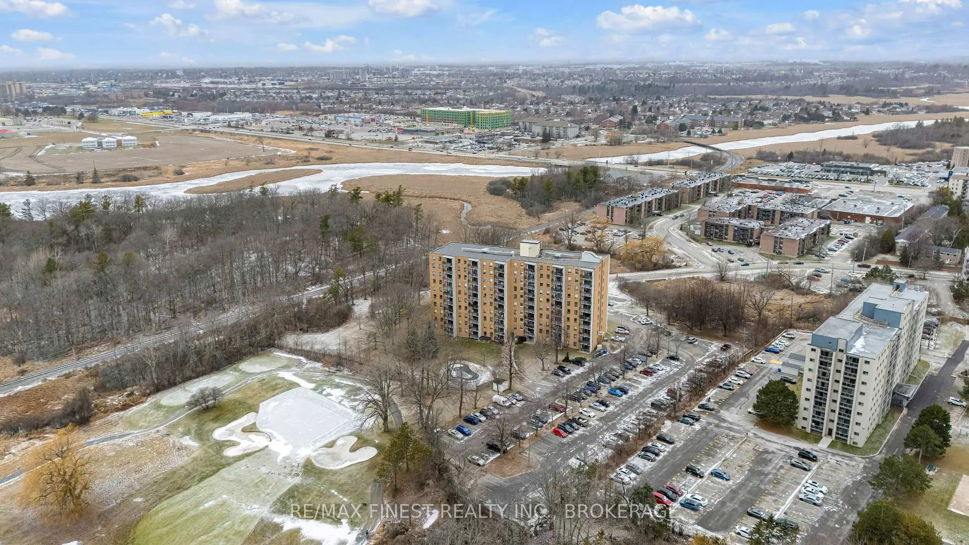 Photo 5 of Unit 312, 66 Greenview Drive, Kingston, Central City West — HOMEH