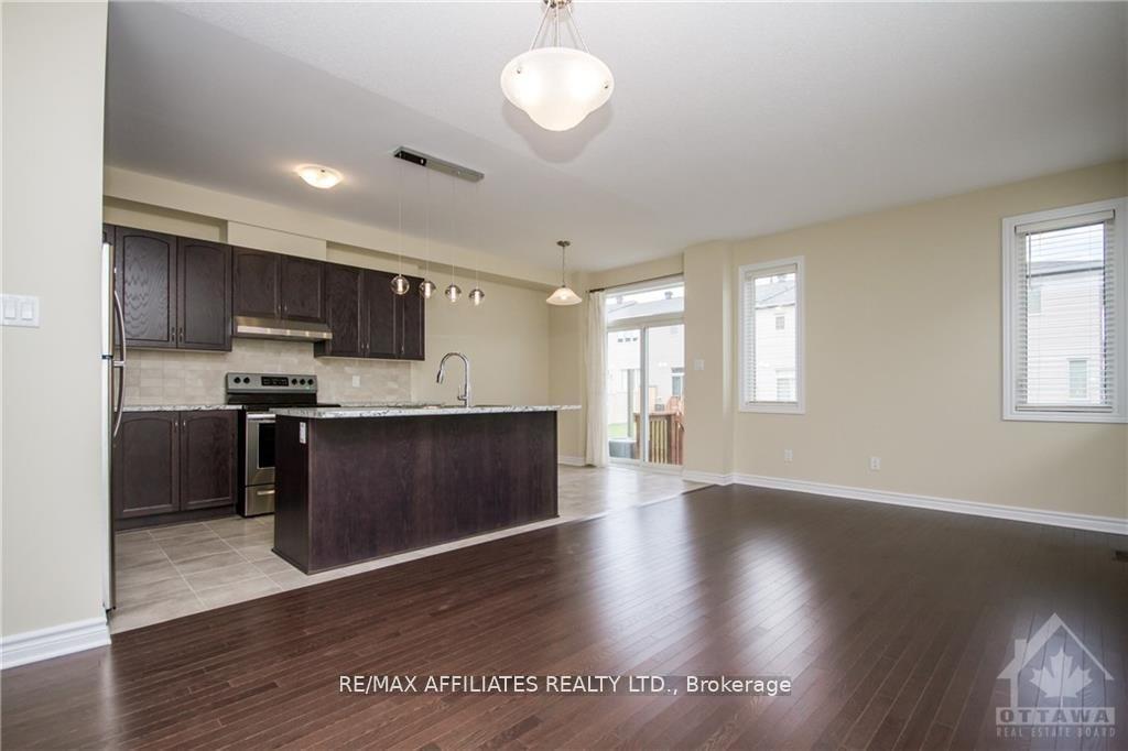 Photo 5 of 190 Bandelier Way, Ottawa, Stittsville (North) — HOMEH