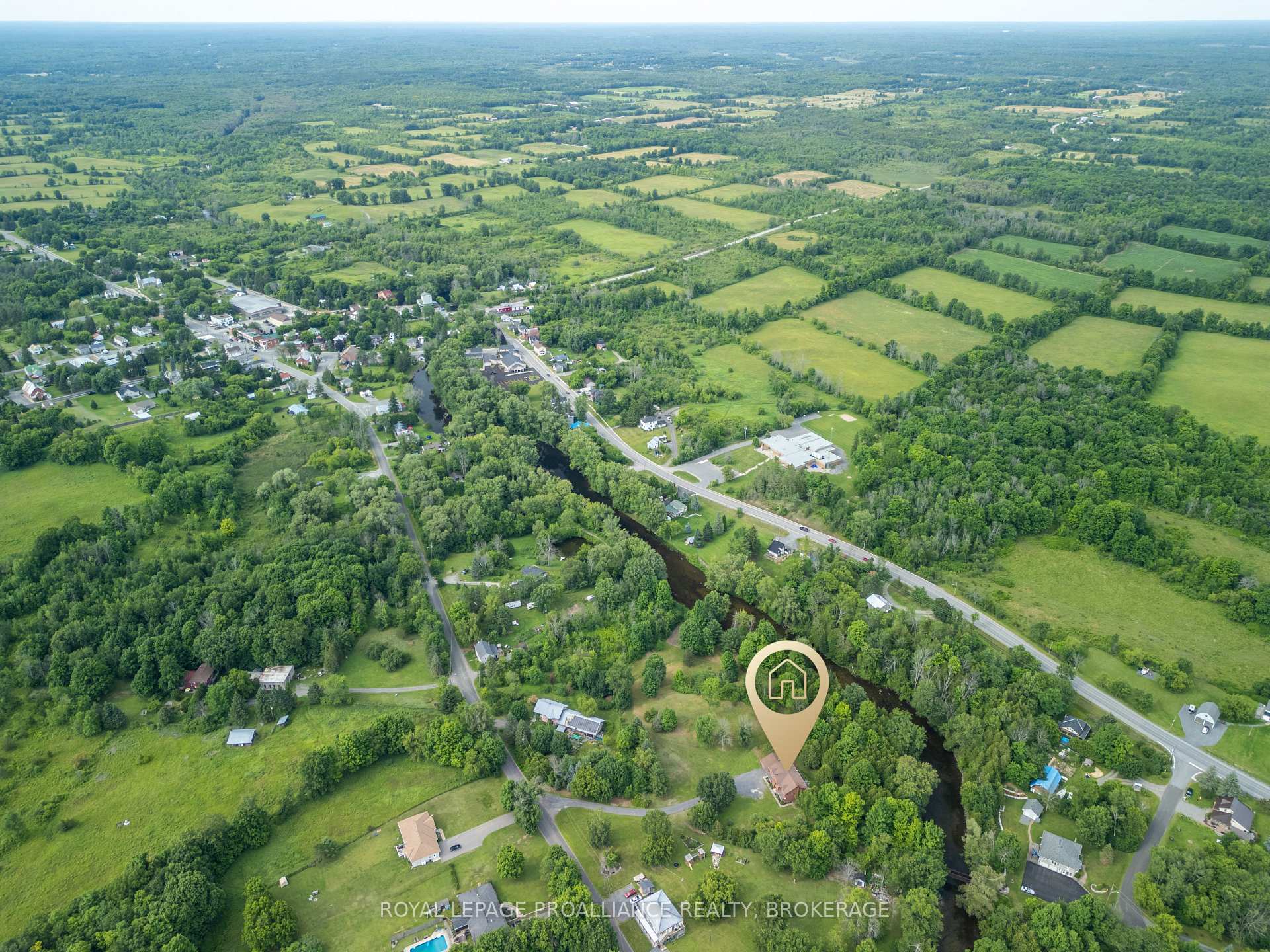 Photo 14 of 40 Concession Street S, Stone Mills — HOMEH