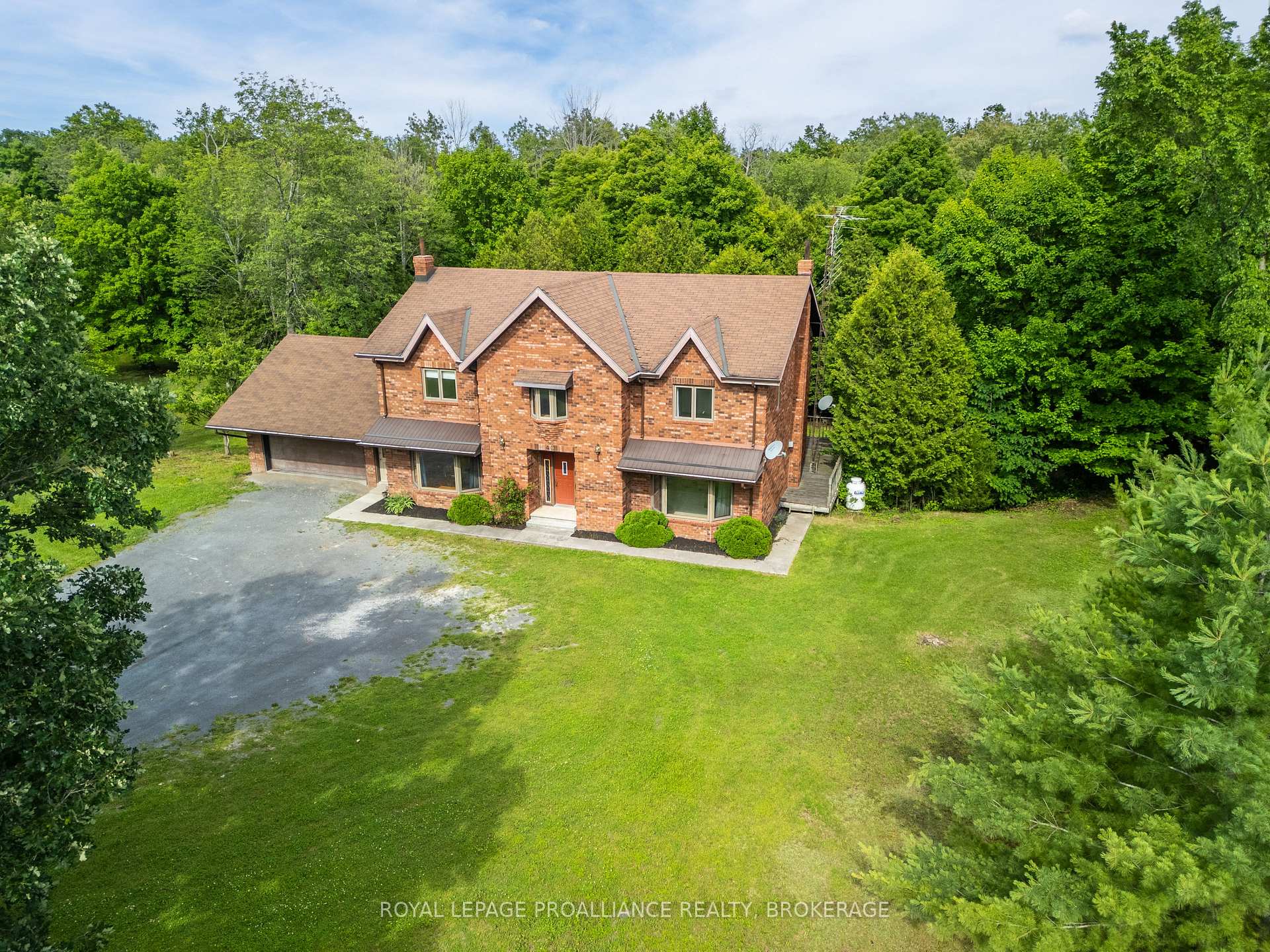Photo 18 of 40 Concession Street S, Stone Mills — HOMEH