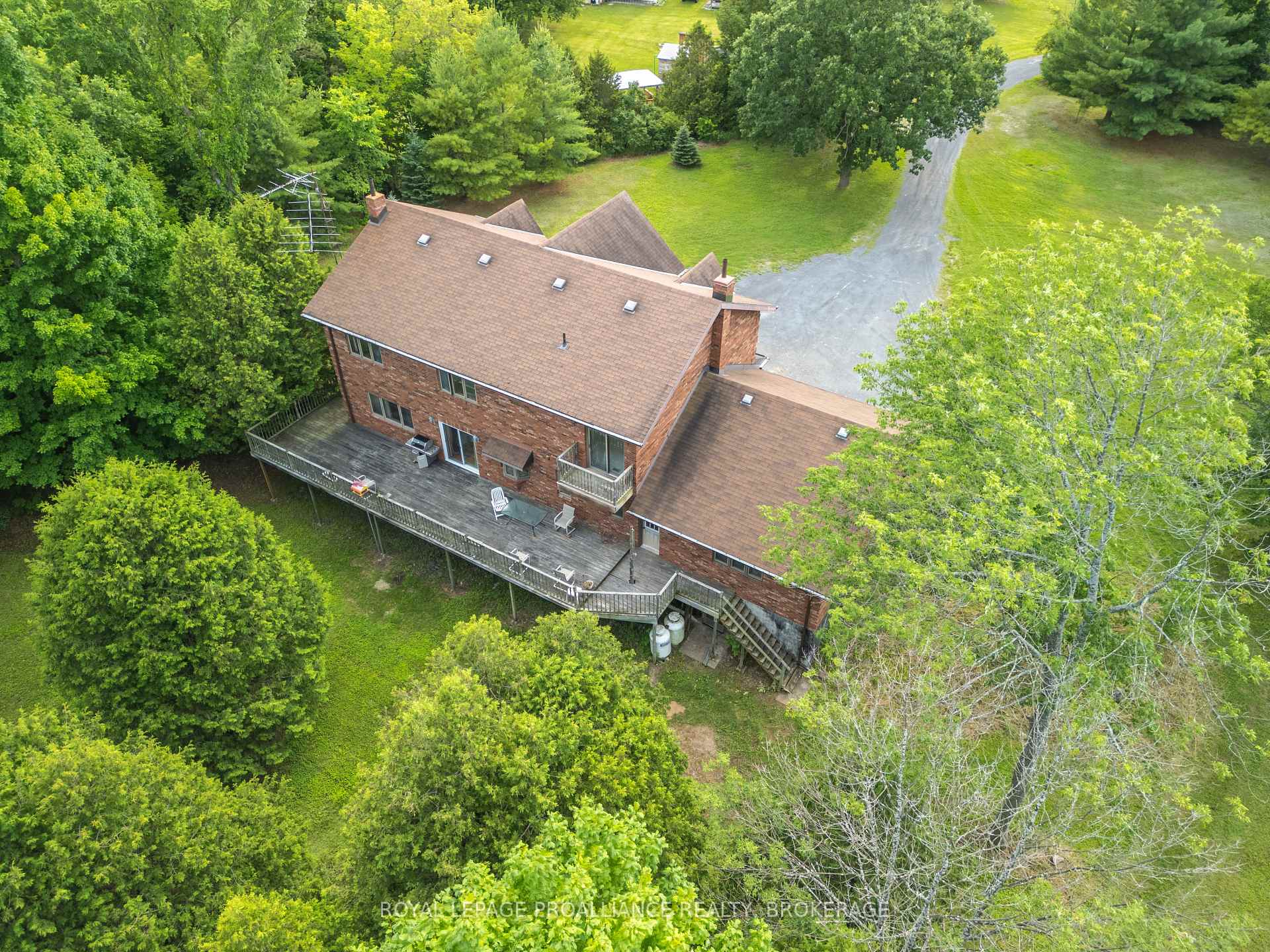 Photo 20 of 40 Concession Street S, Stone Mills — HOMEH