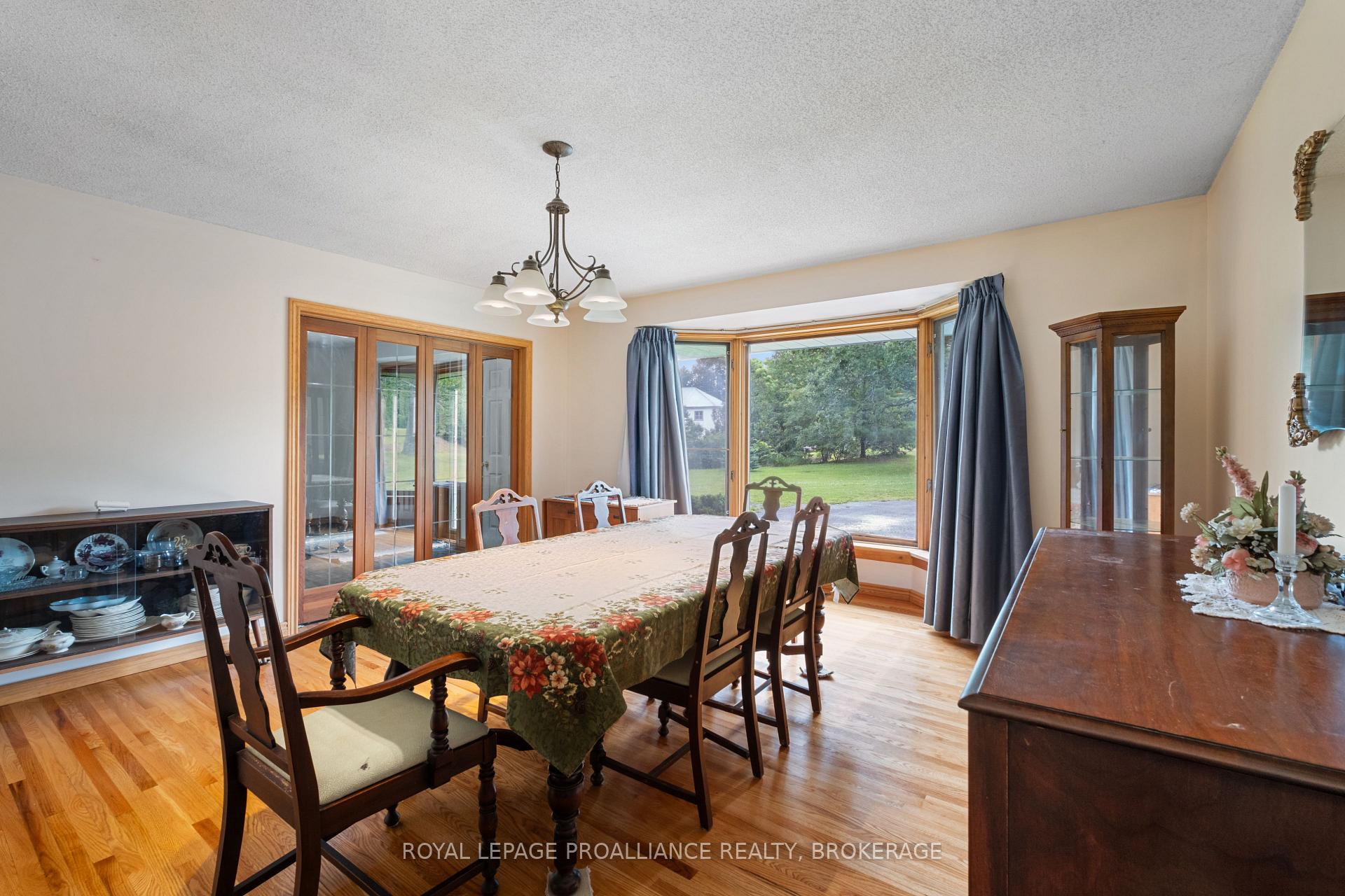 Photo 25 of 40 Concession Street S, Stone Mills — HOMEH