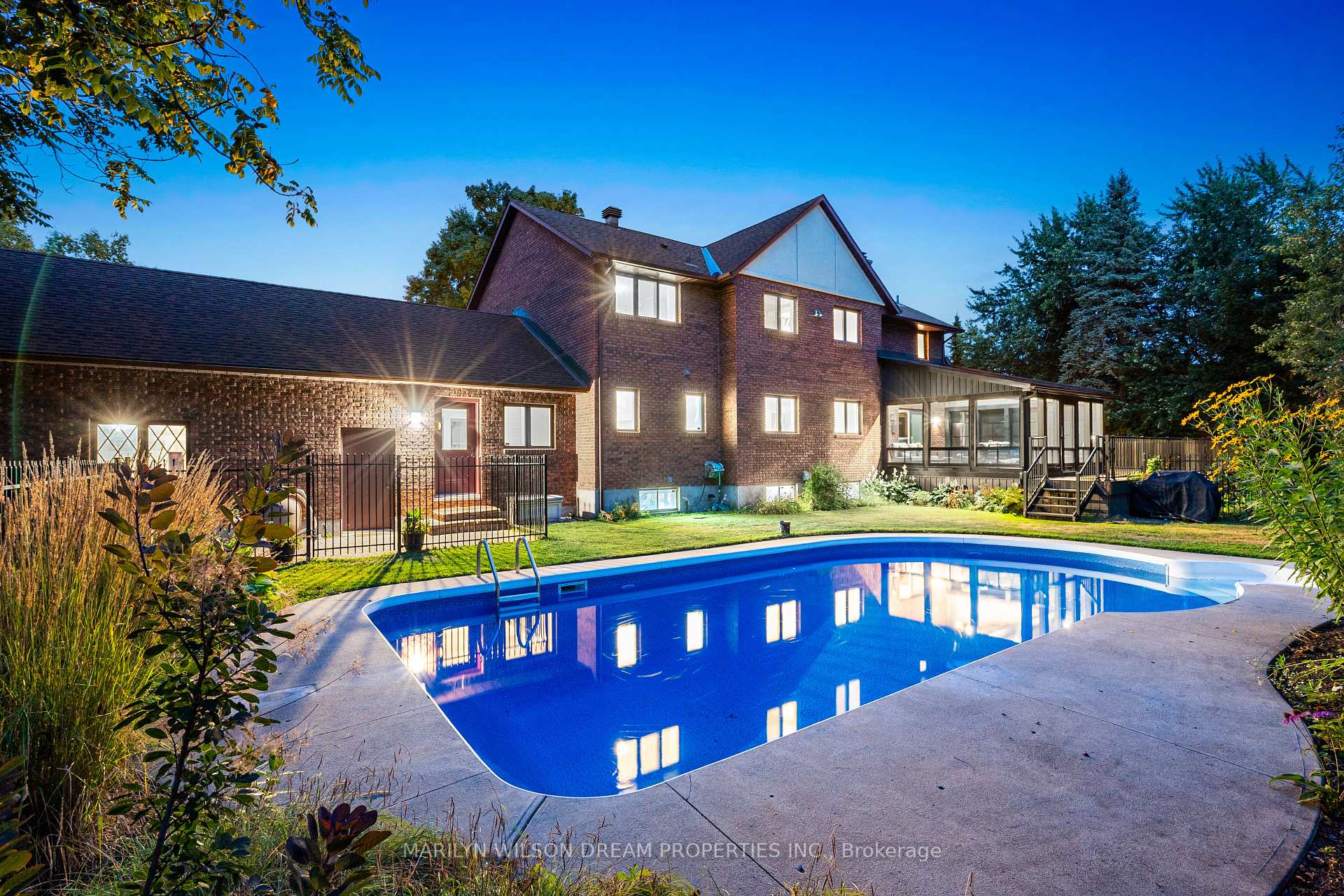 Photo 2 of 3 East Healey Avenue, Ottawa, Stittsville (South) — HOMEH