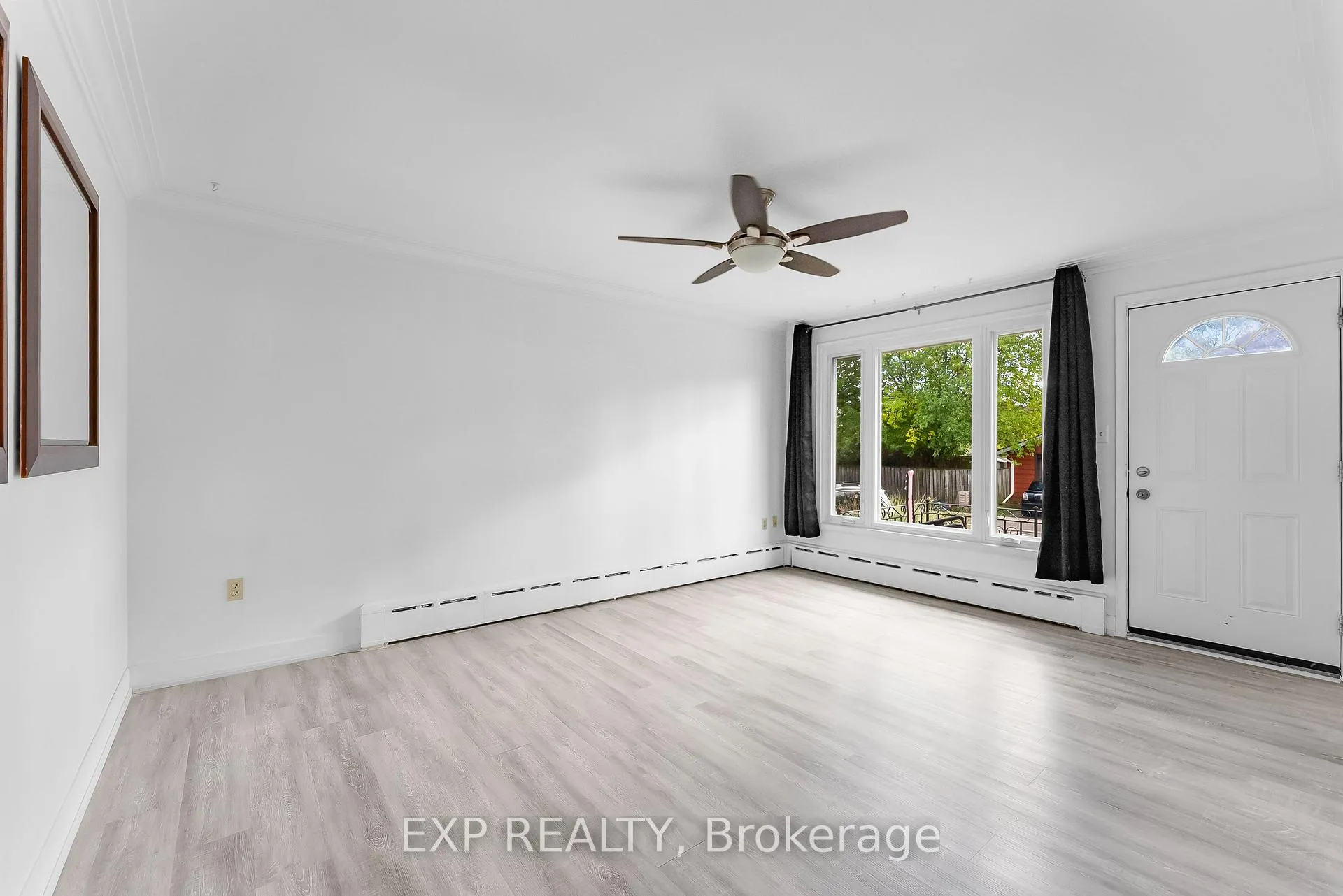 Photo 7 of 19 Moote Street, St. Catharines, Fairview — HOMEH